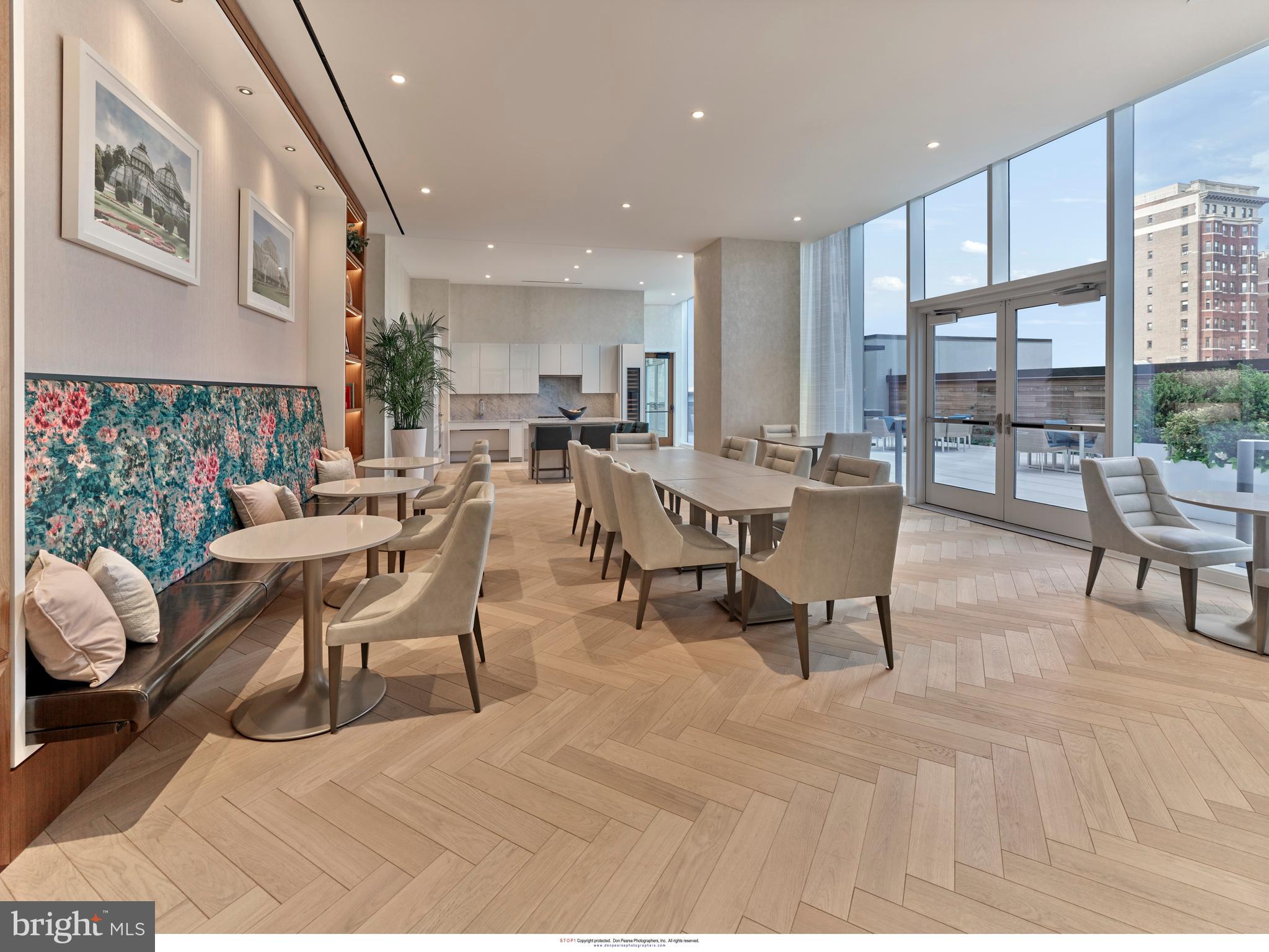 AVENUE OF THE ARTS - Residential