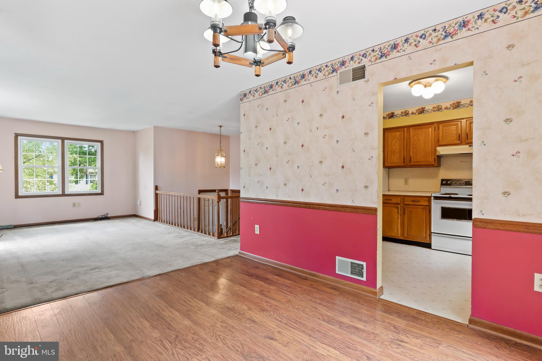 CREEKVIEW HEIGHTS - Residential