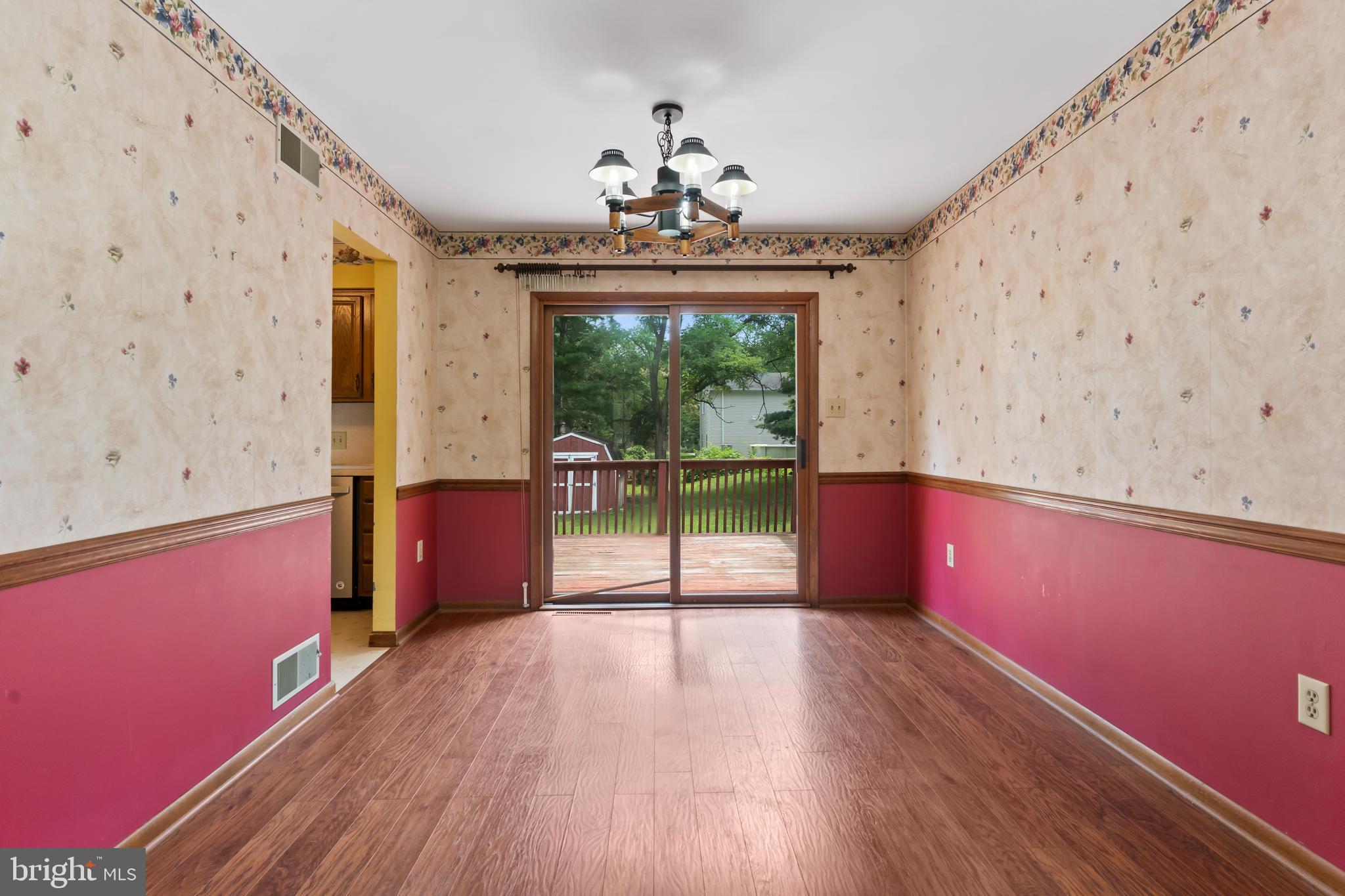 CREEKVIEW HEIGHTS - Residential