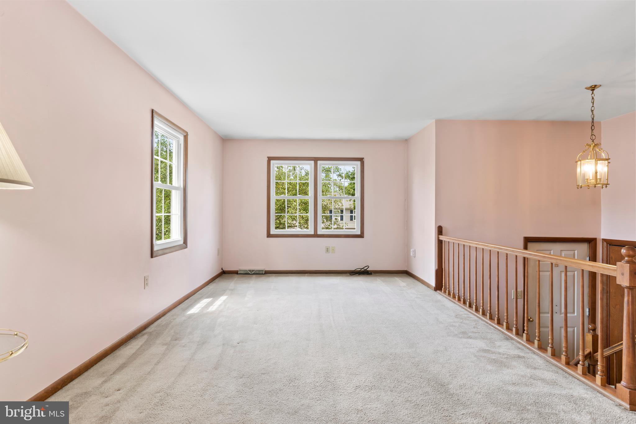 CREEKVIEW HEIGHTS - Residential