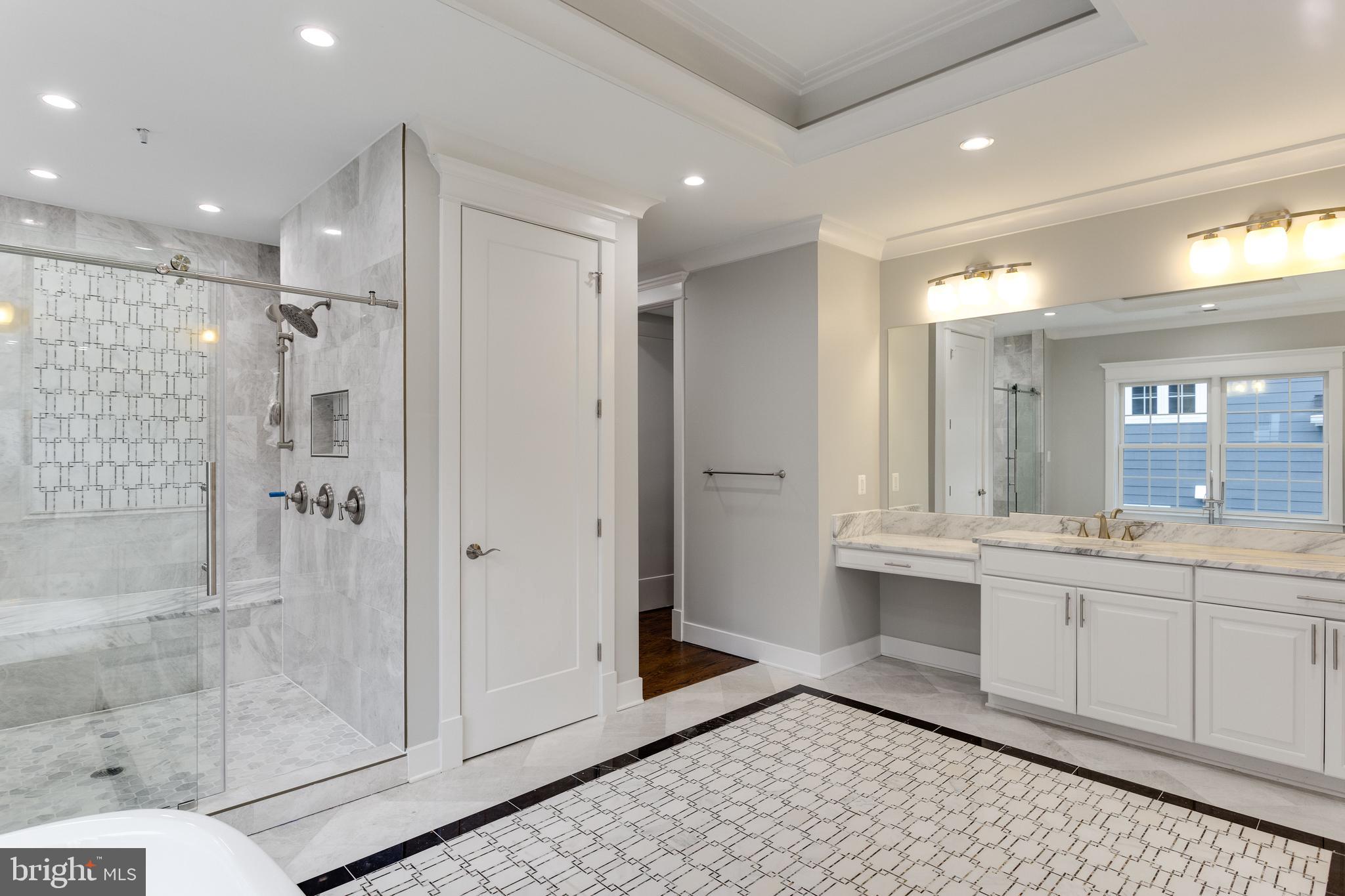 BROYHILL LANGLEY ESTATES - Residential