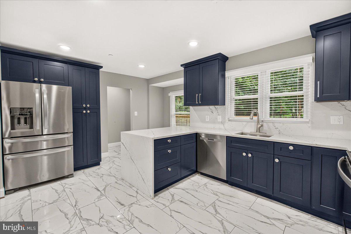 VALLEY VIEW - Residential