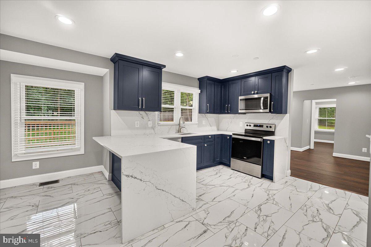 VALLEY VIEW - Residential