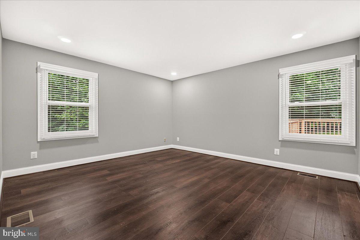 VALLEY VIEW - Residential