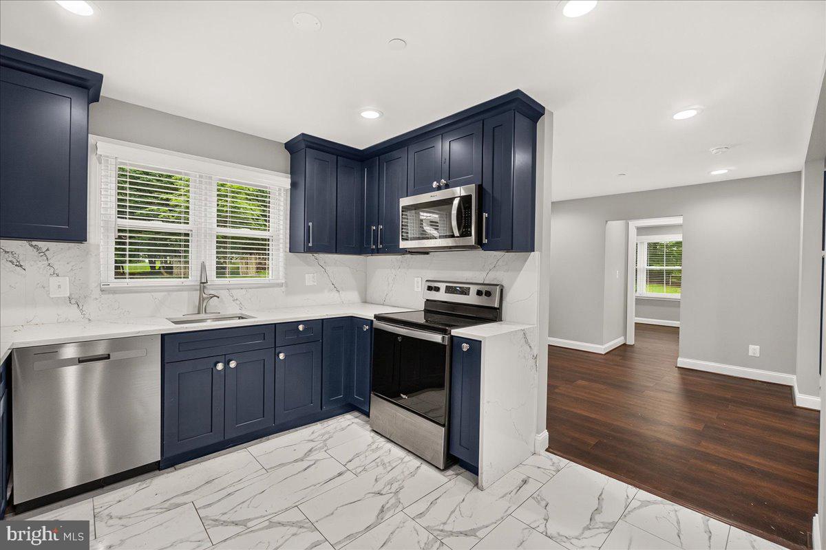 VALLEY VIEW - Residential