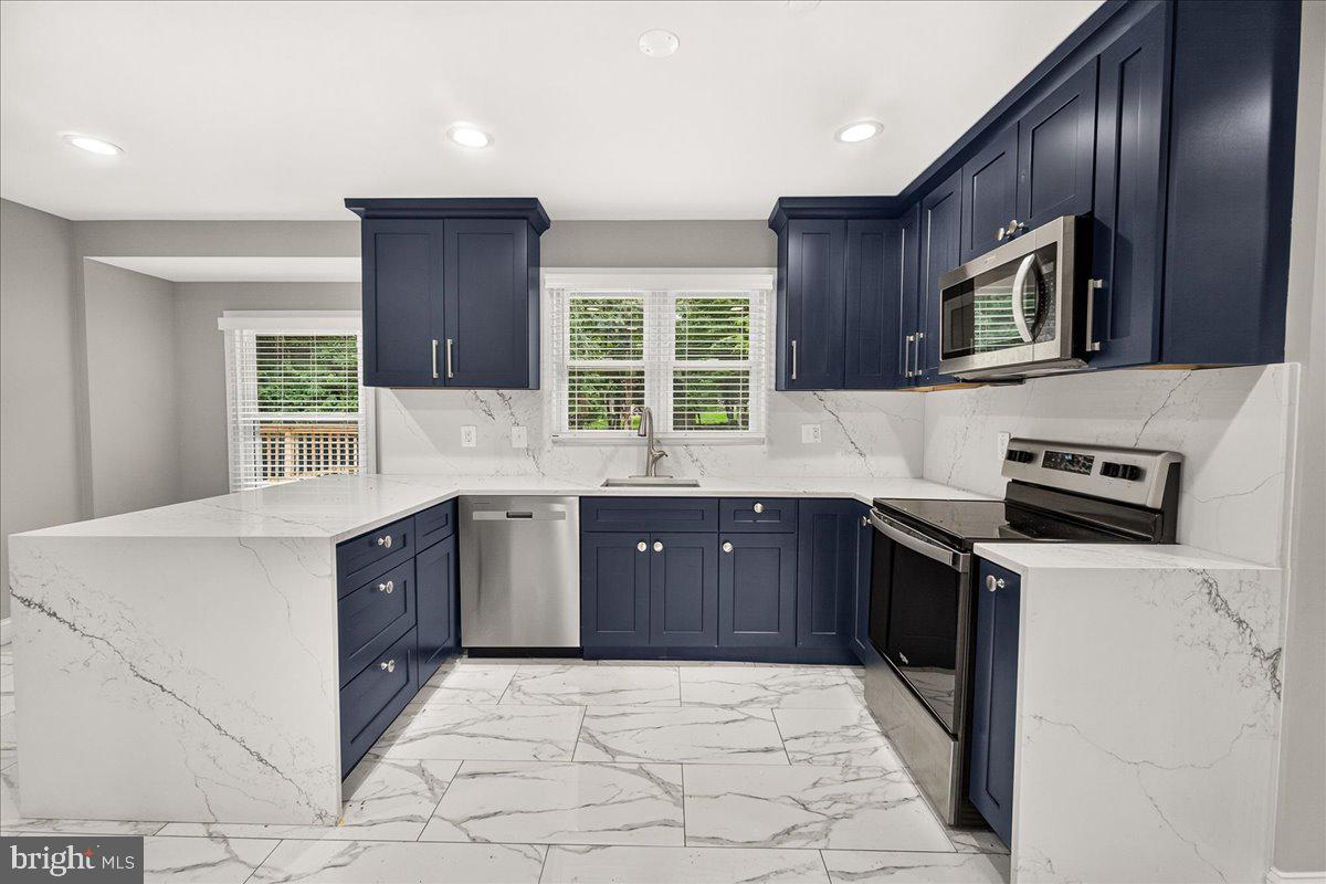 VALLEY VIEW - Residential