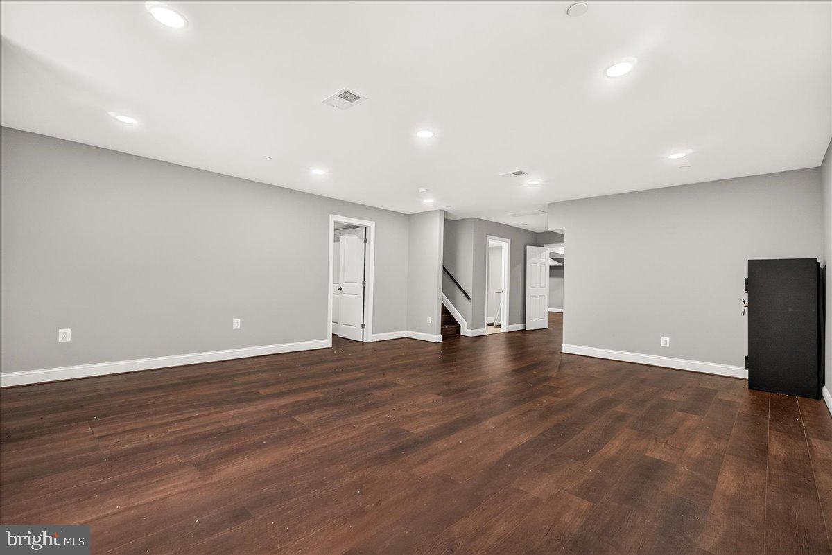 VALLEY VIEW - Residential