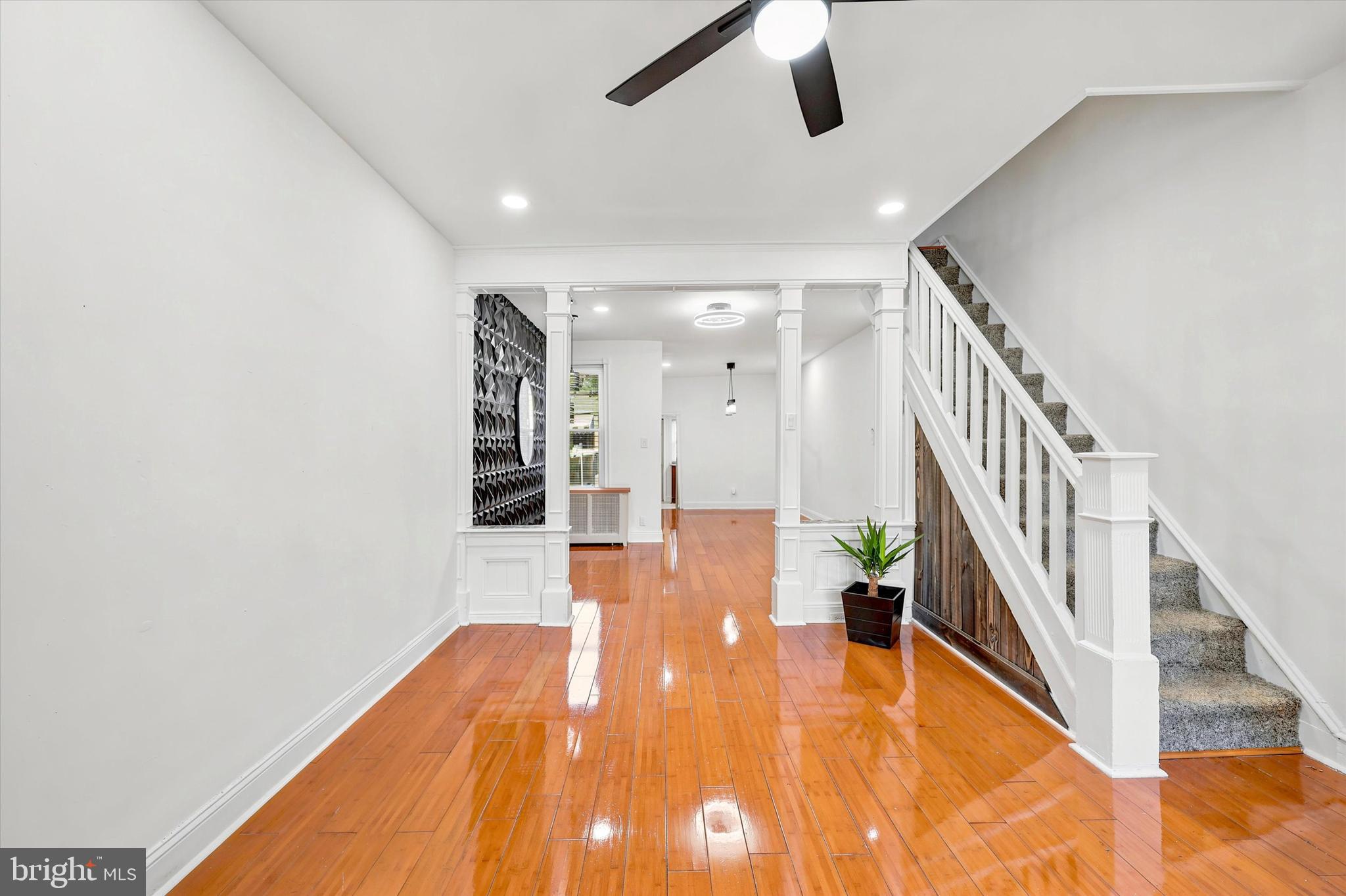 PORT RICHMOND - Residential