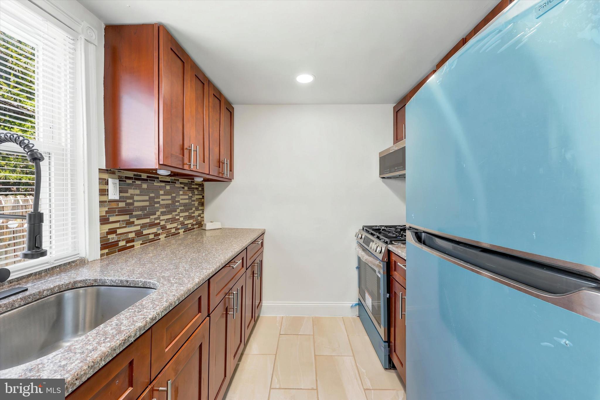 PORT RICHMOND - Residential