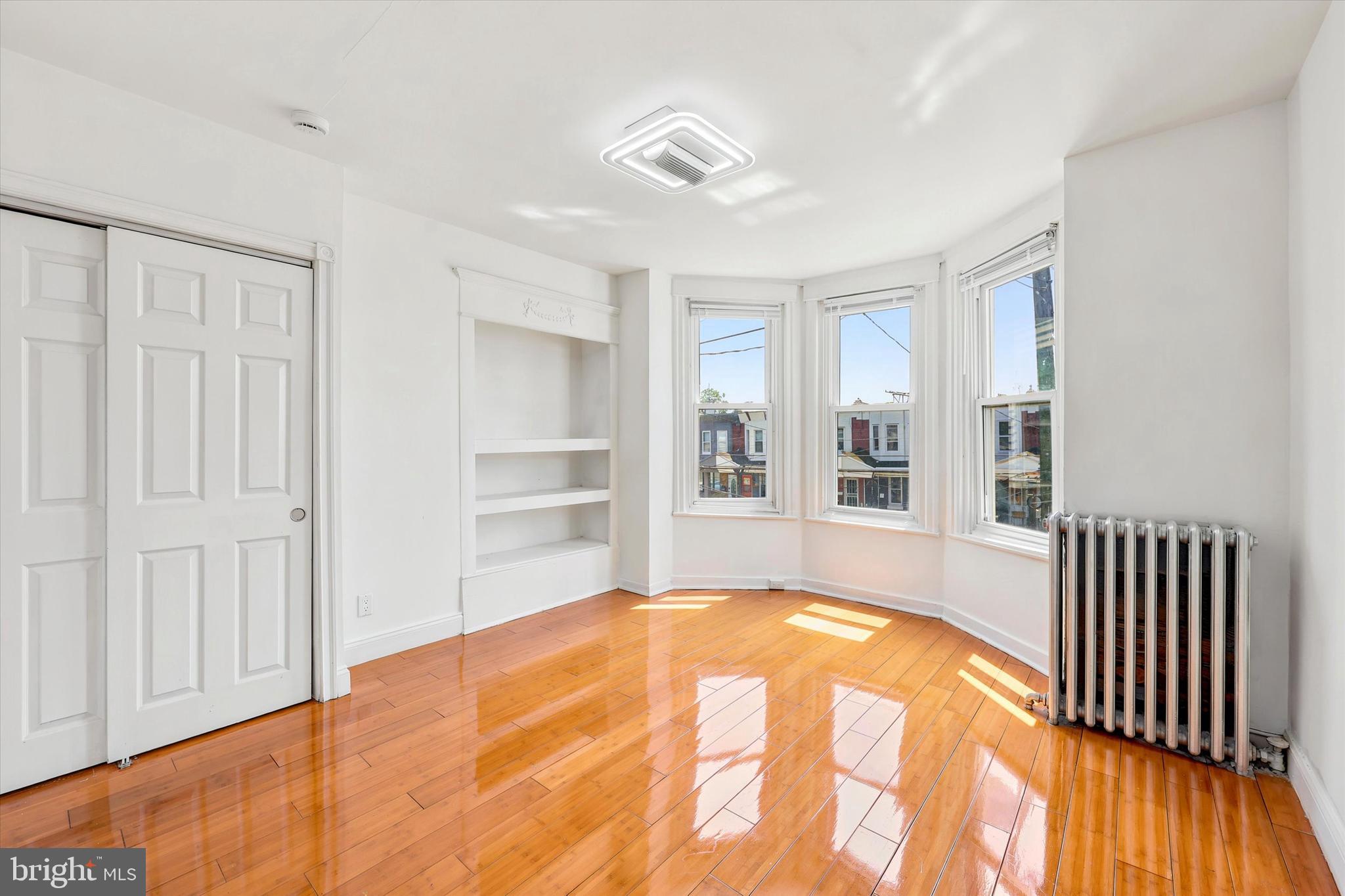 PORT RICHMOND - Residential