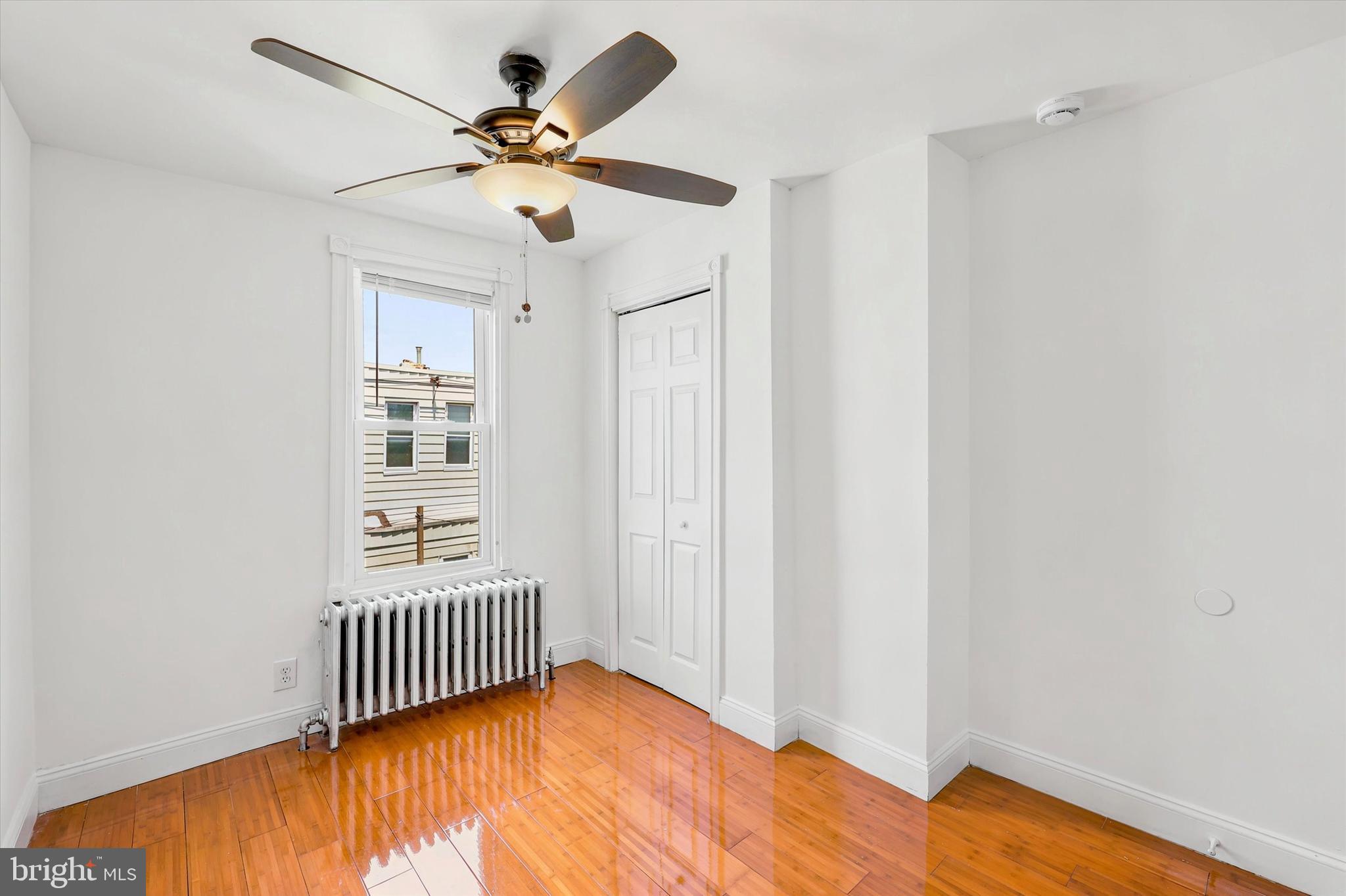 PORT RICHMOND - Residential