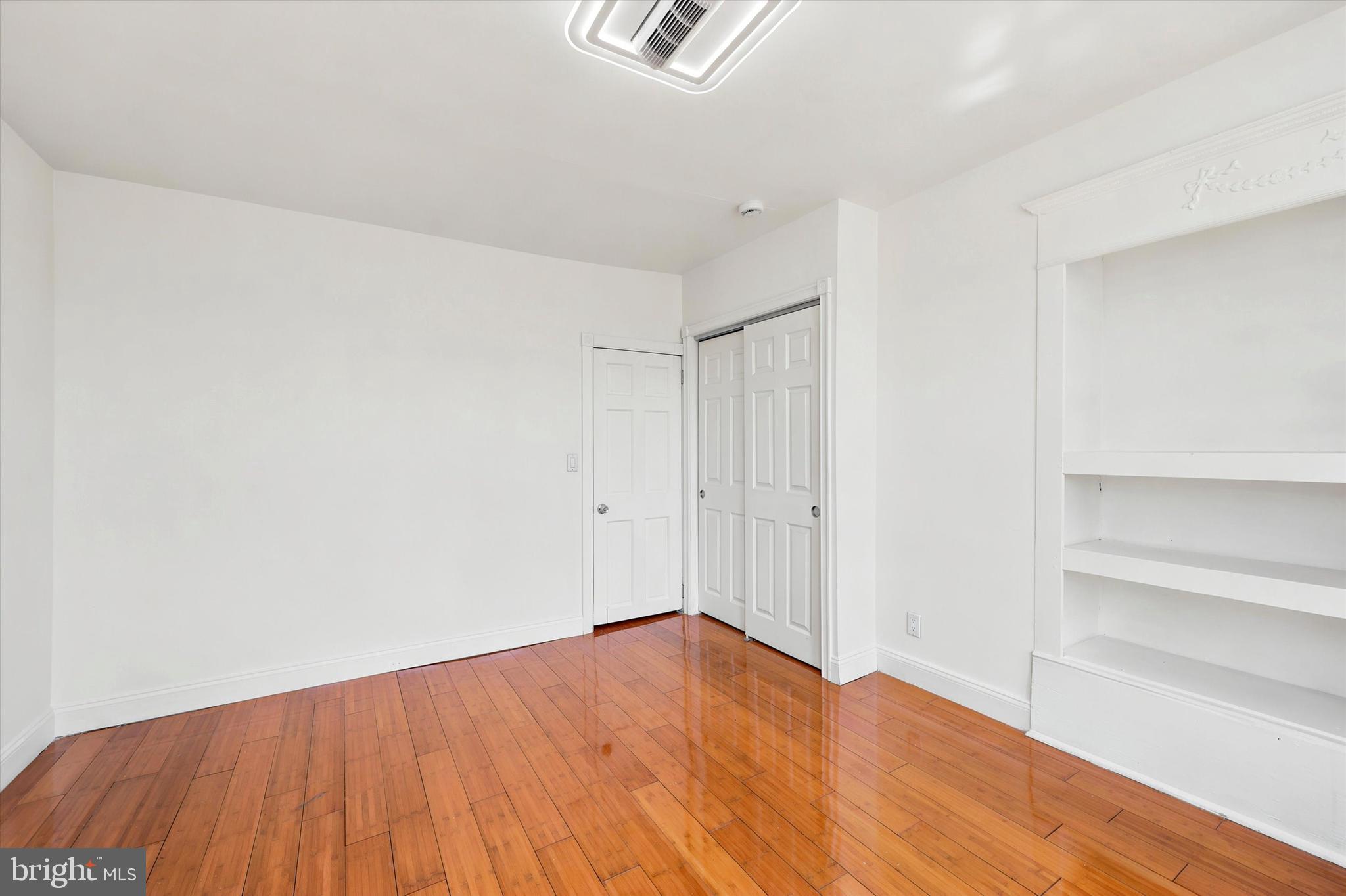 PORT RICHMOND - Residential