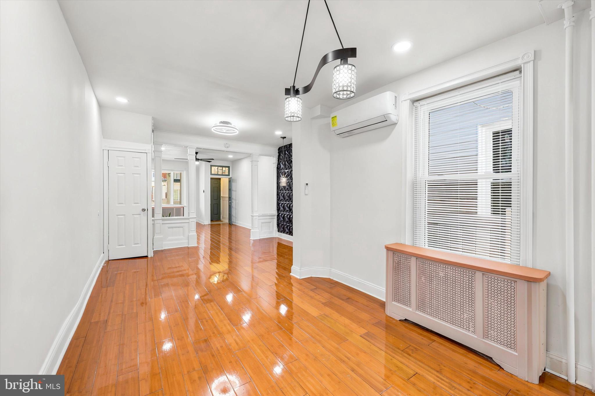 PORT RICHMOND - Residential