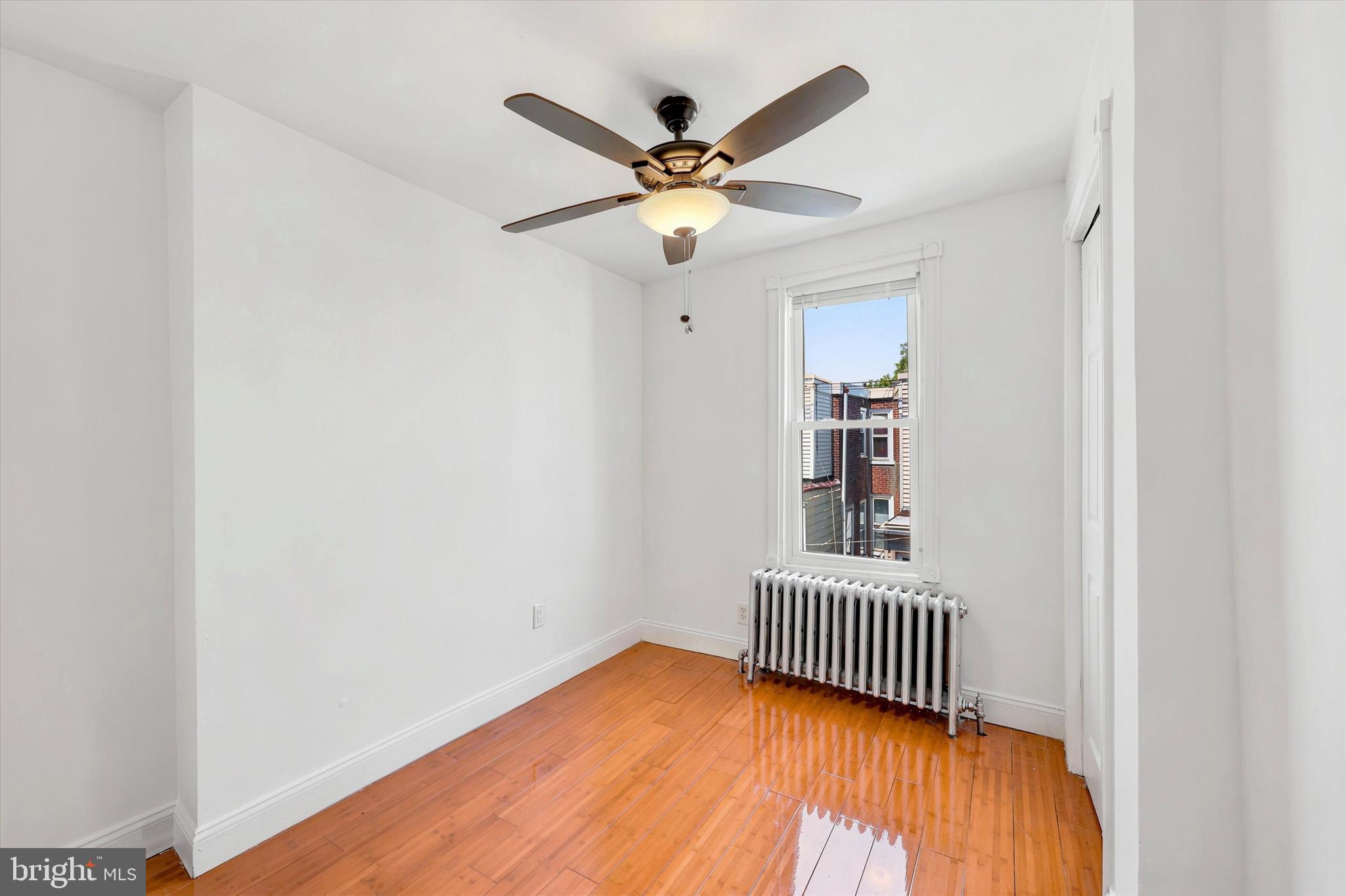 PORT RICHMOND - Residential