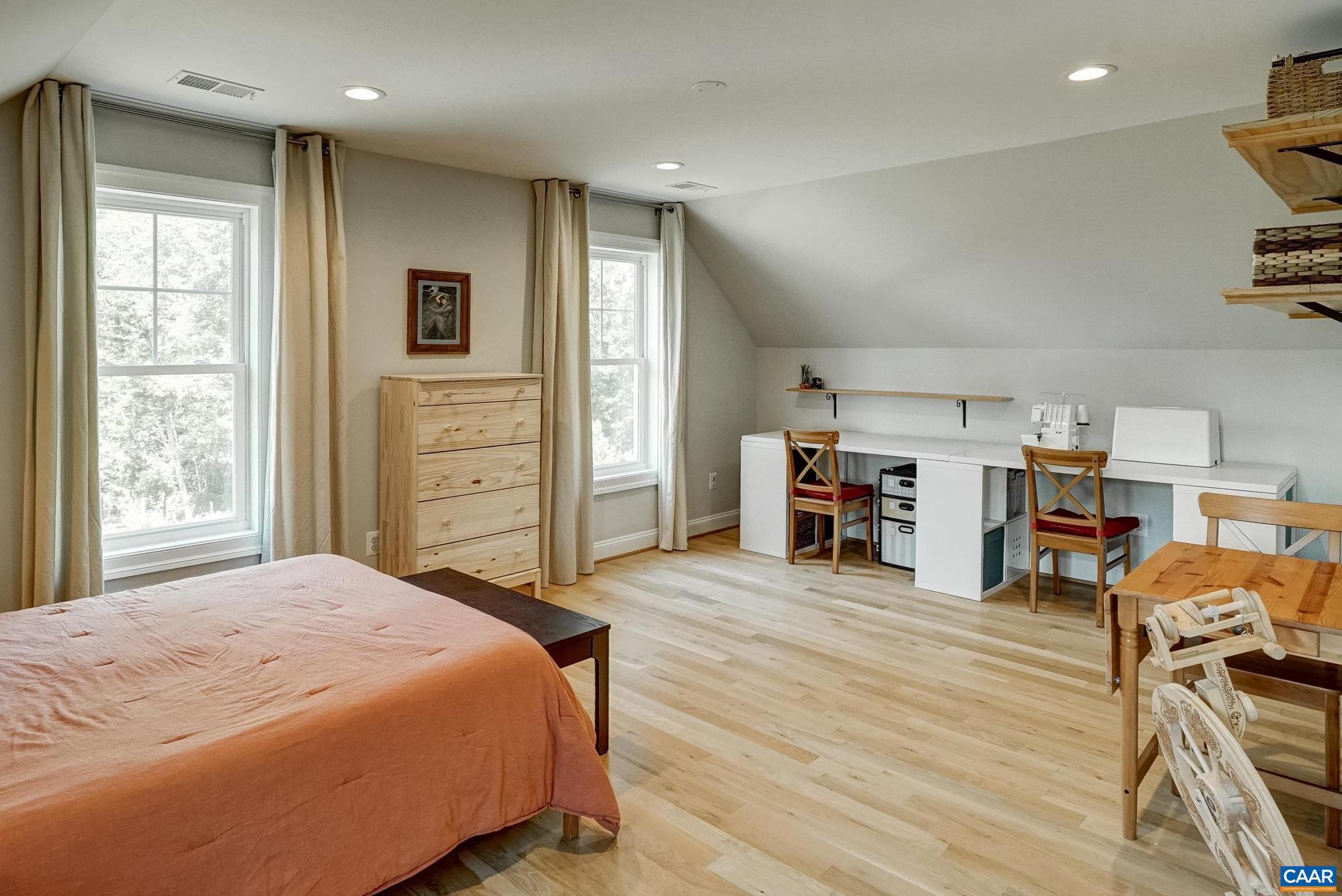 ROYAL ACRES - Residential
