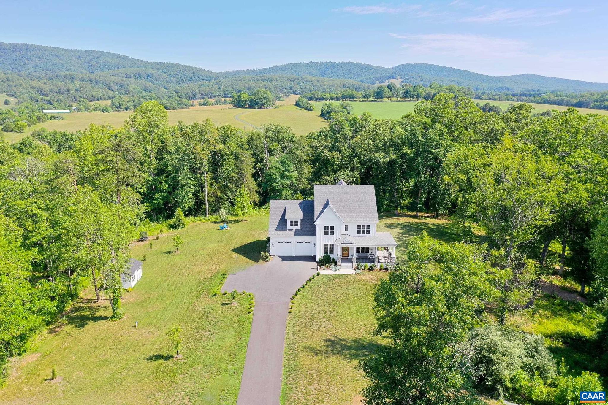 ROYAL ACRES - Residential