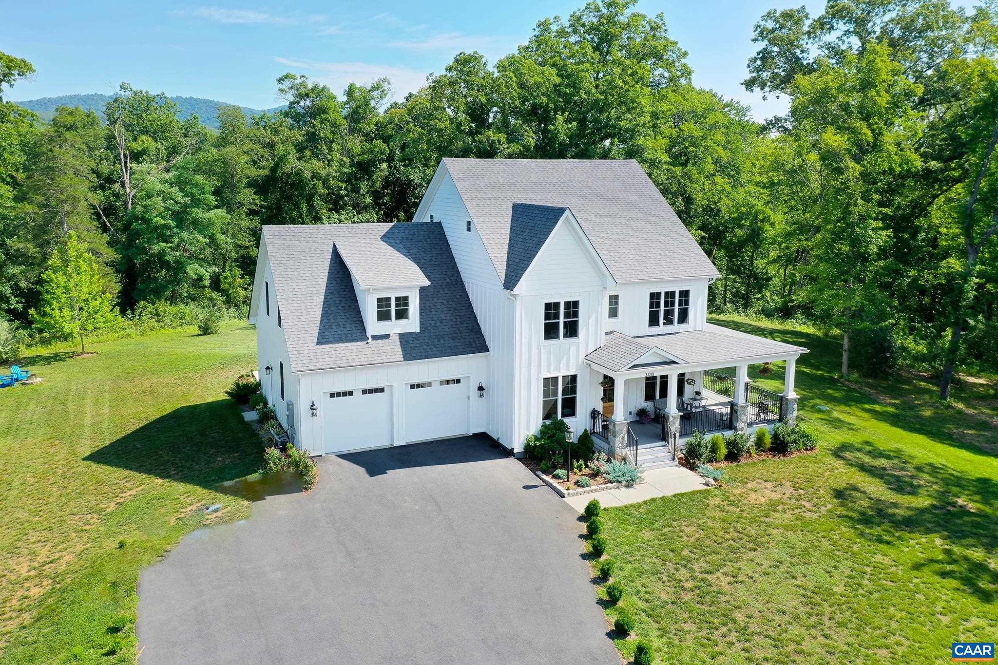 ROYAL ACRES - Residential