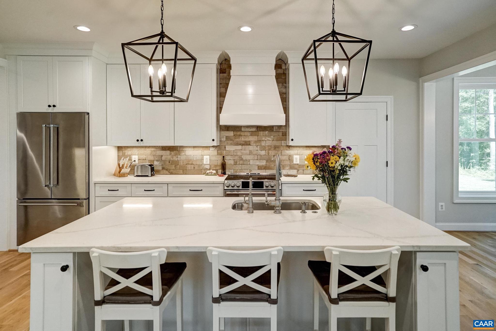 ROYAL ACRES - Residential
