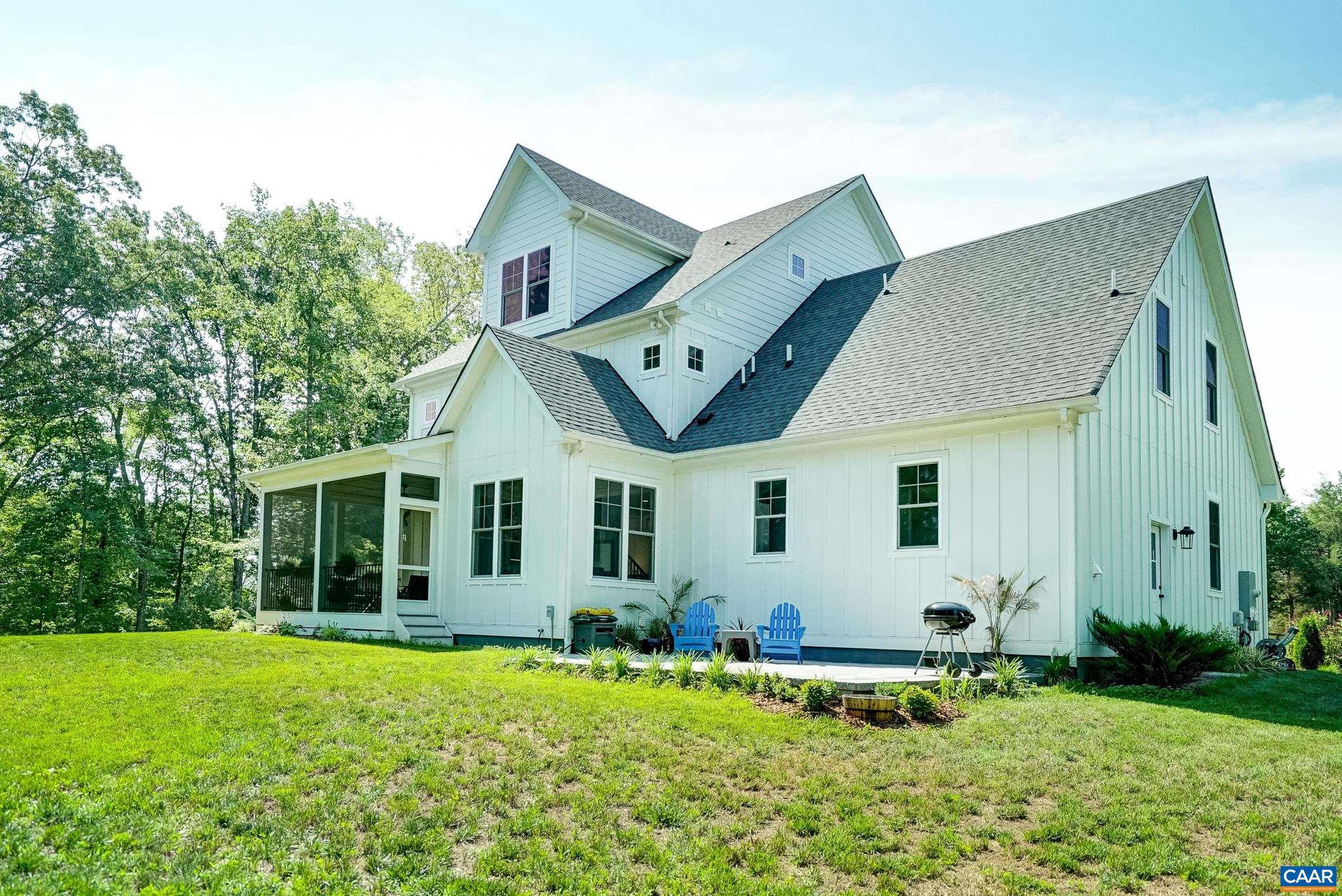 ROYAL ACRES - Residential