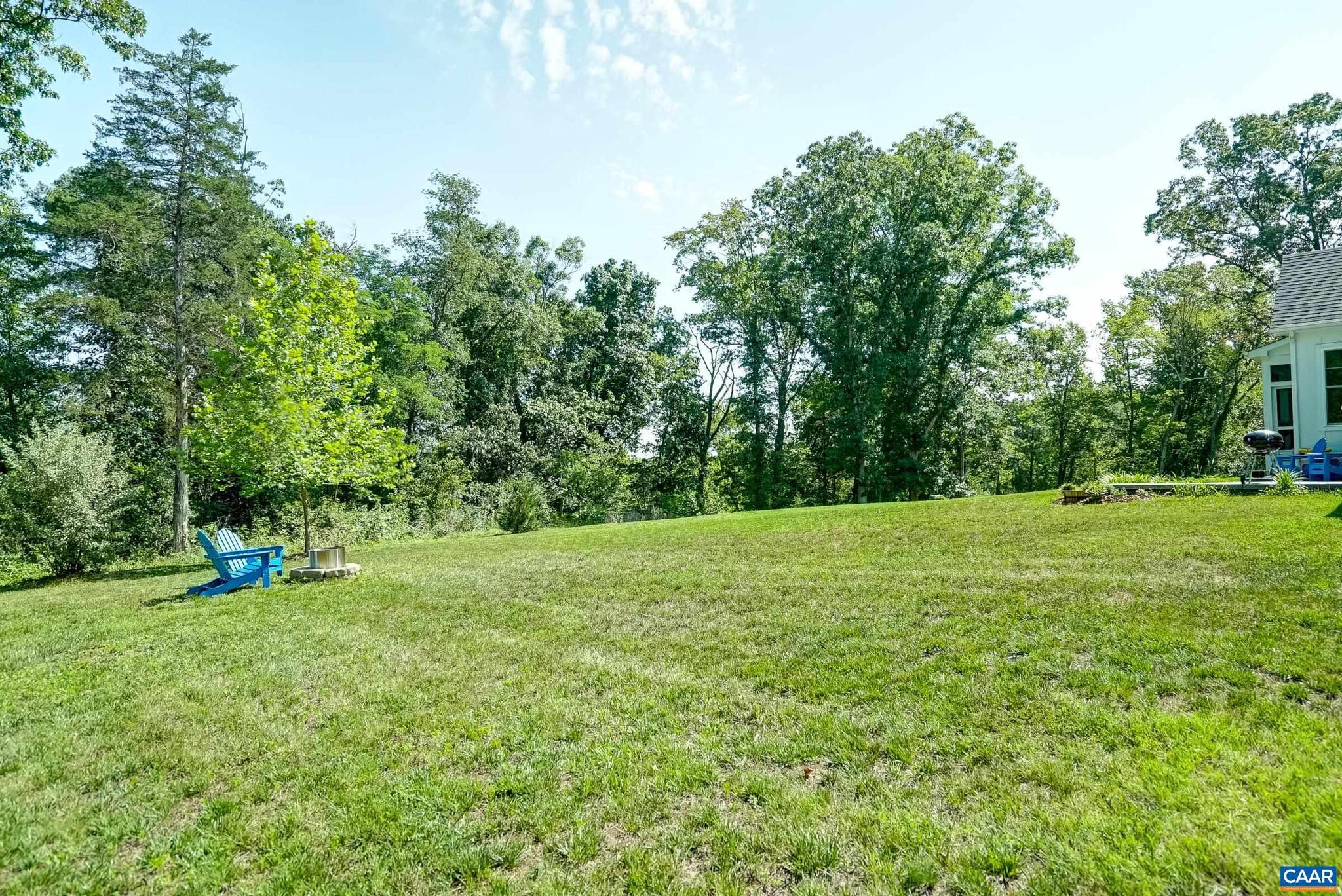 ROYAL ACRES - Residential