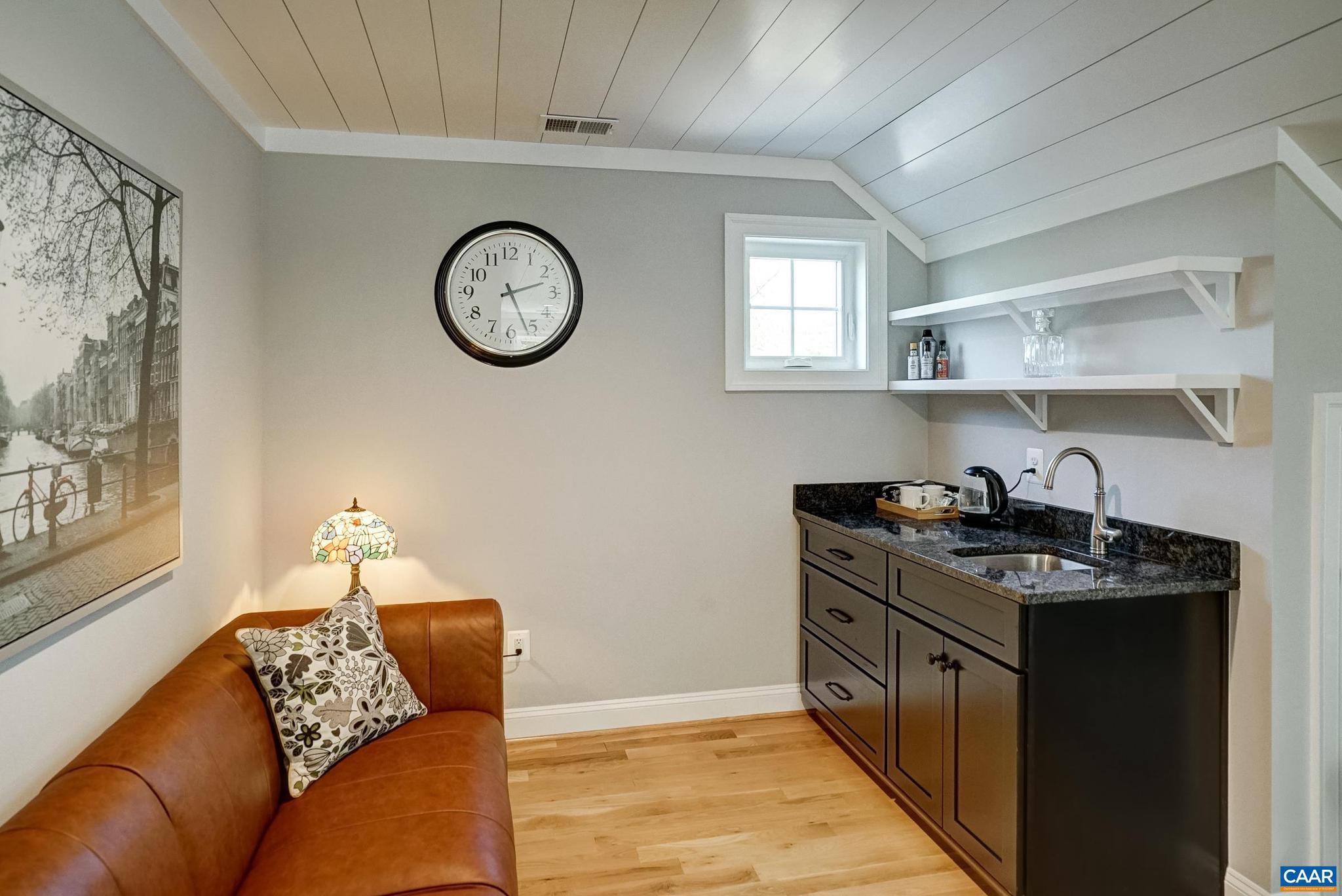 ROYAL ACRES - Residential
