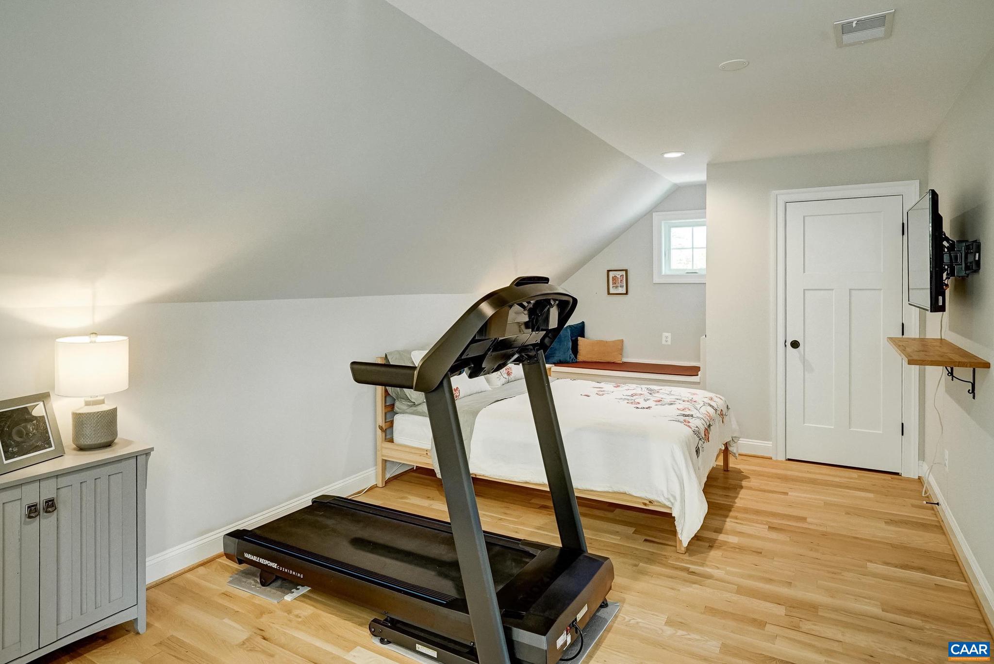 ROYAL ACRES - Residential