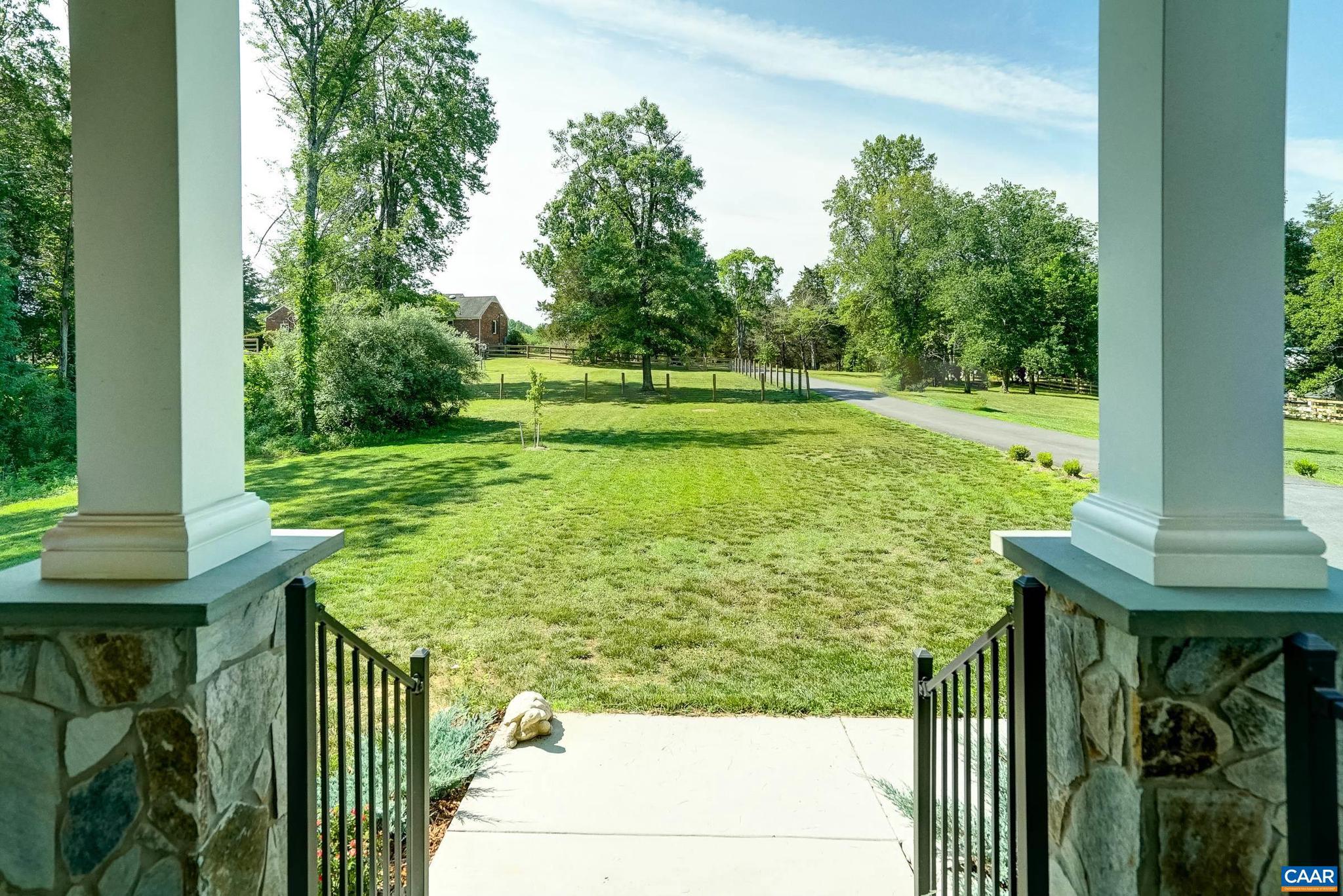 ROYAL ACRES - Residential