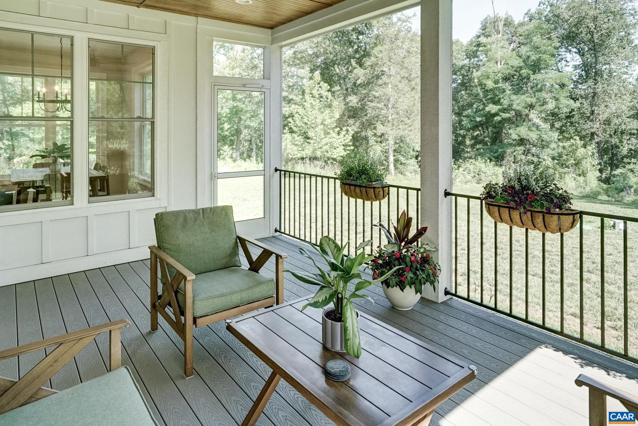 ROYAL ACRES - Residential