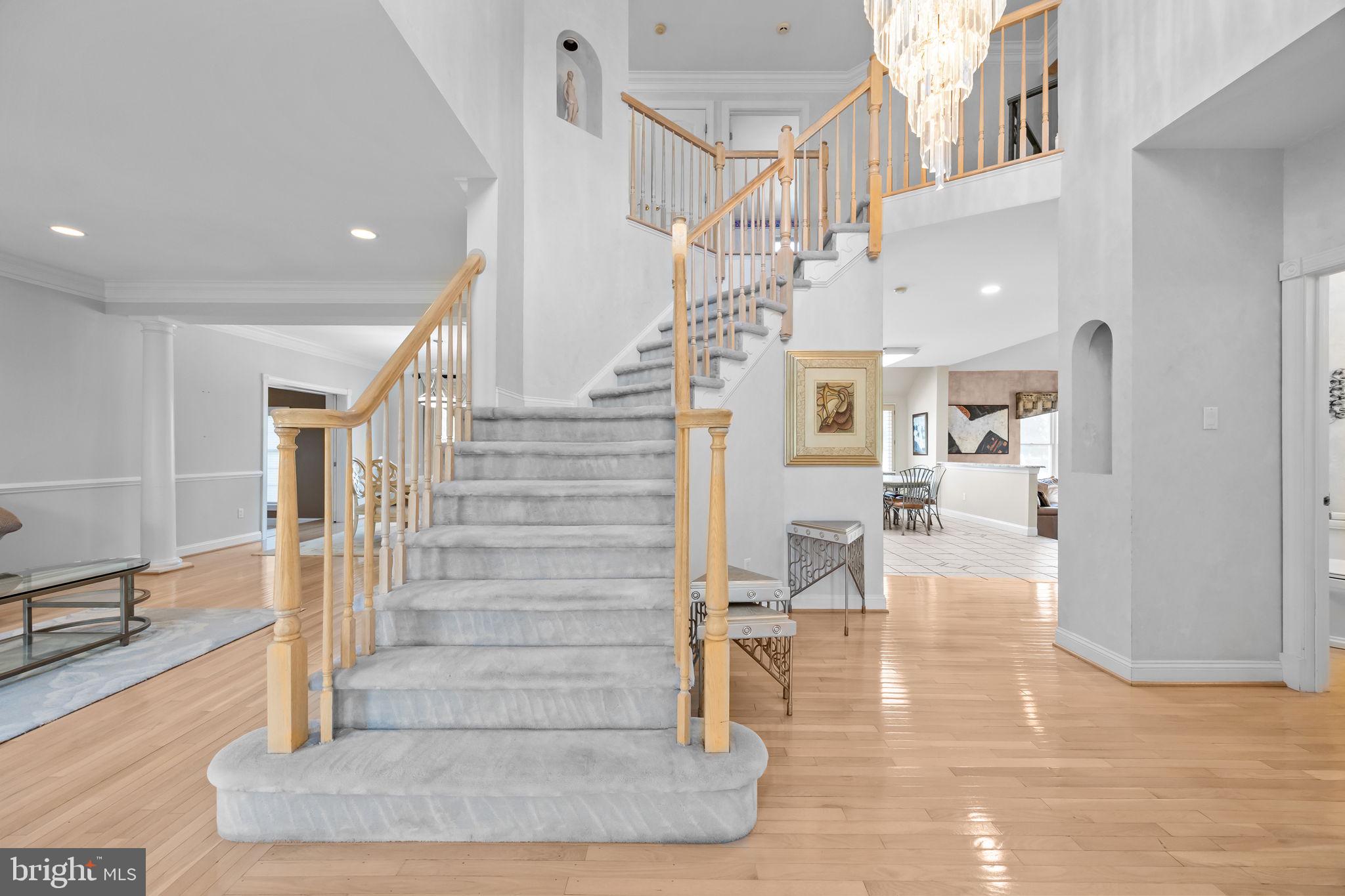NORTHAMPTON CHASE - Residential