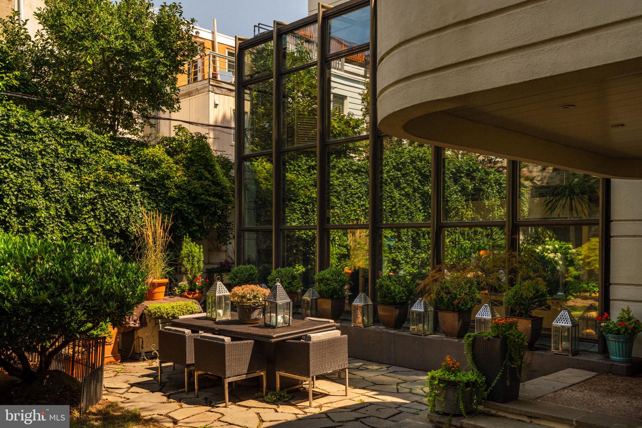 FAIRMOUNT - Residential