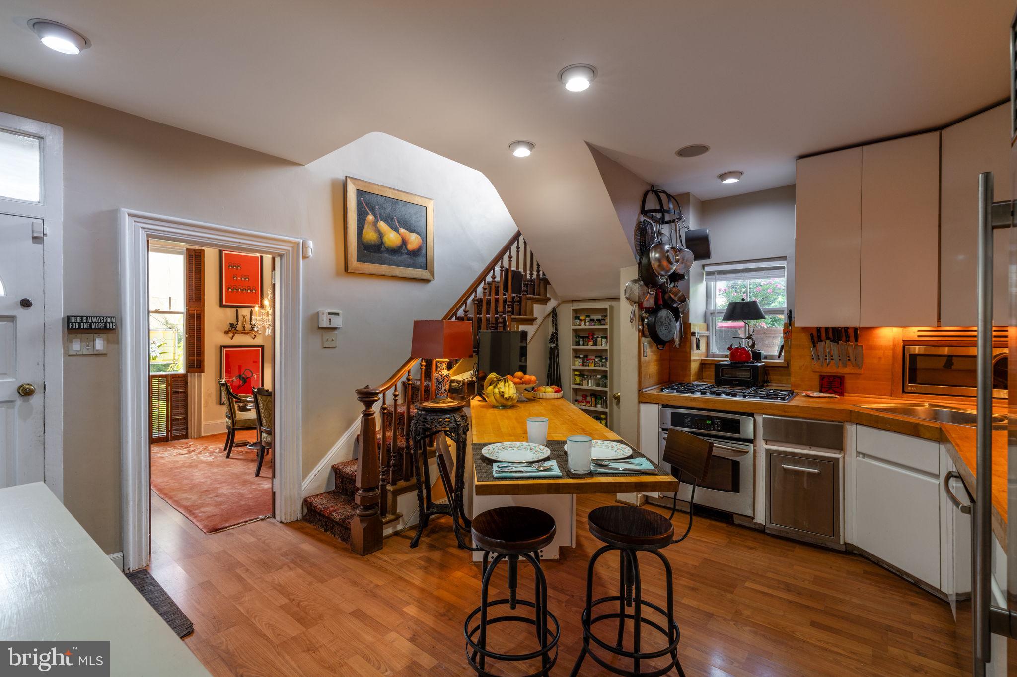FAIRMOUNT - Residential