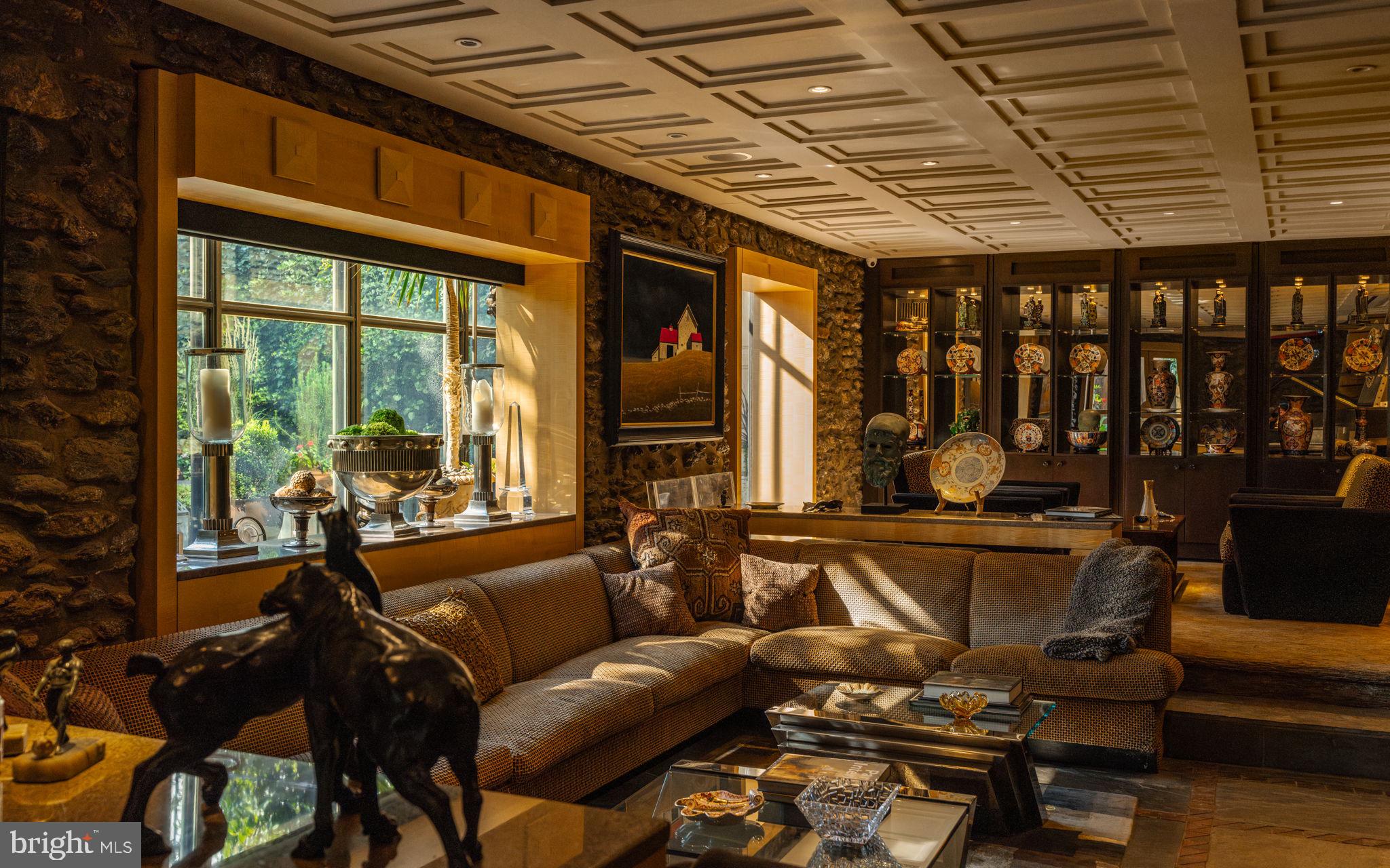 FAIRMOUNT - Residential