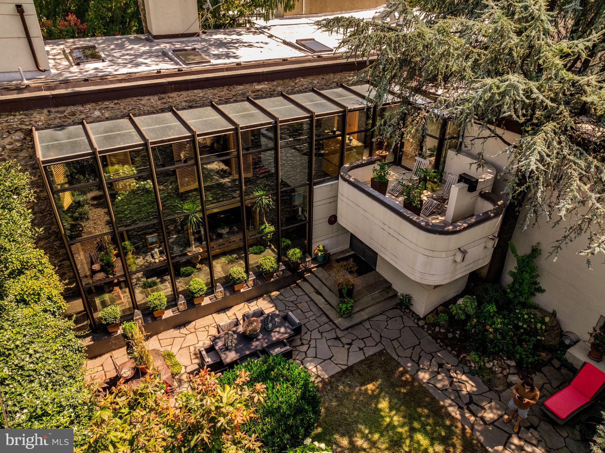 FAIRMOUNT - Residential
