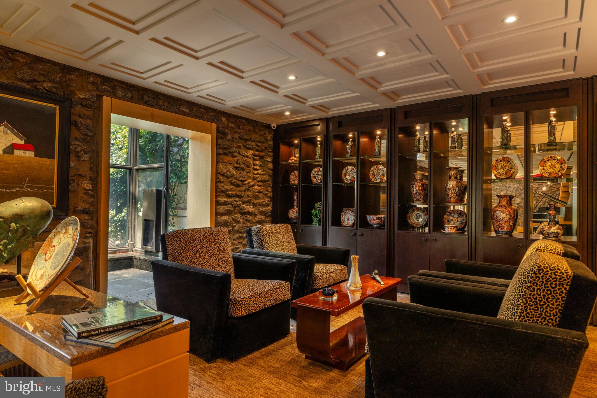 FAIRMOUNT - Residential