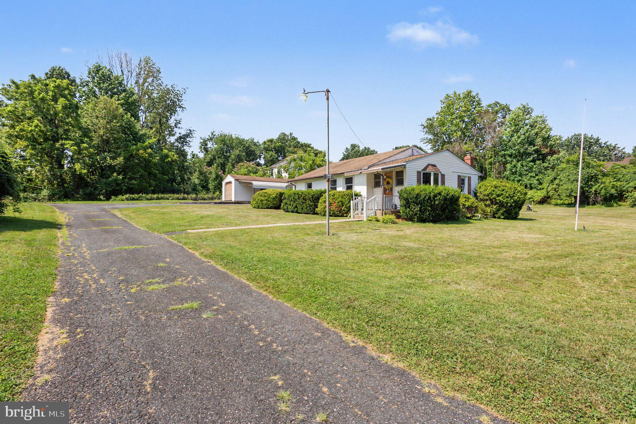 KINGSVILLE - Residential