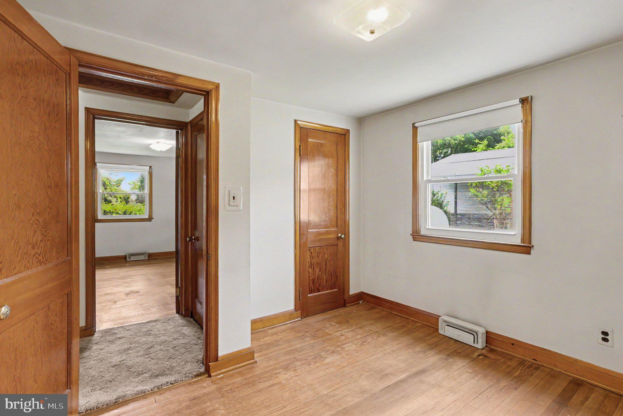 KINGSVILLE - Residential