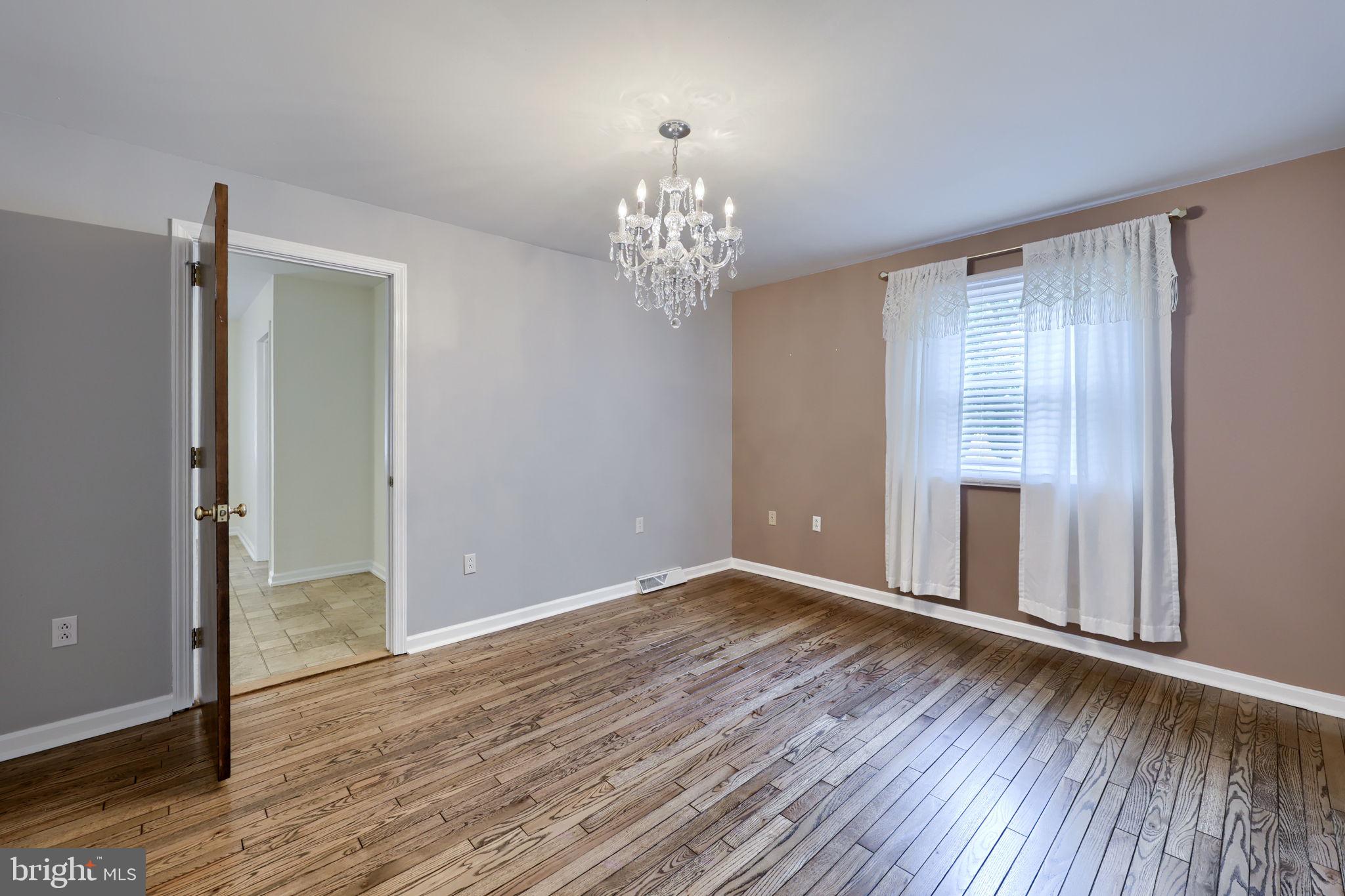 HARRISBURG PIKE - Residential