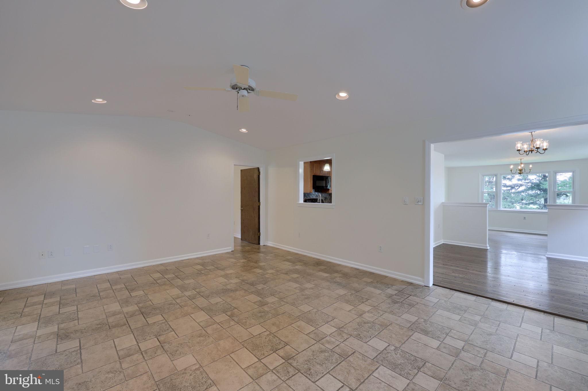 HARRISBURG PIKE - Residential