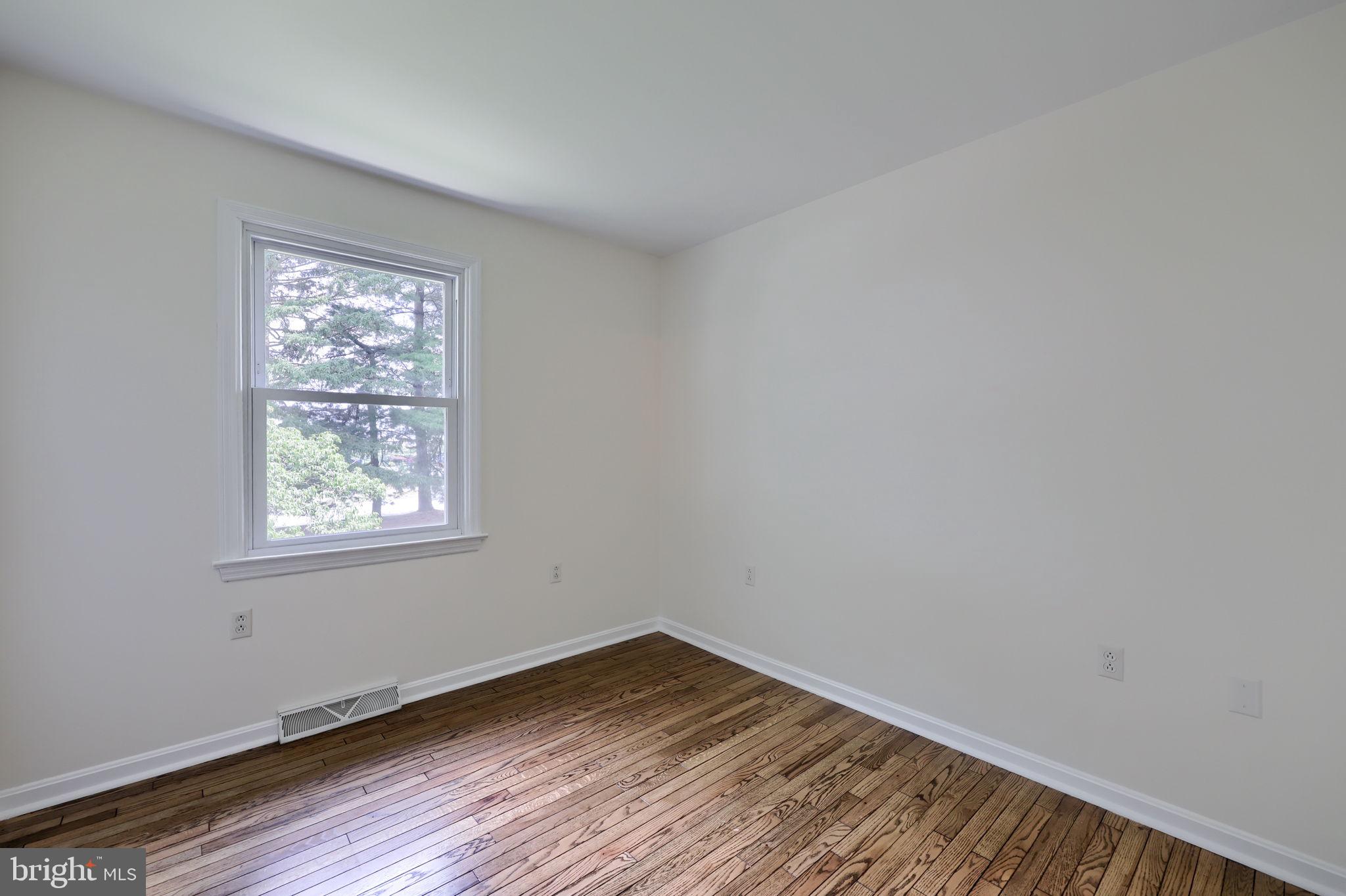 HARRISBURG PIKE - Residential