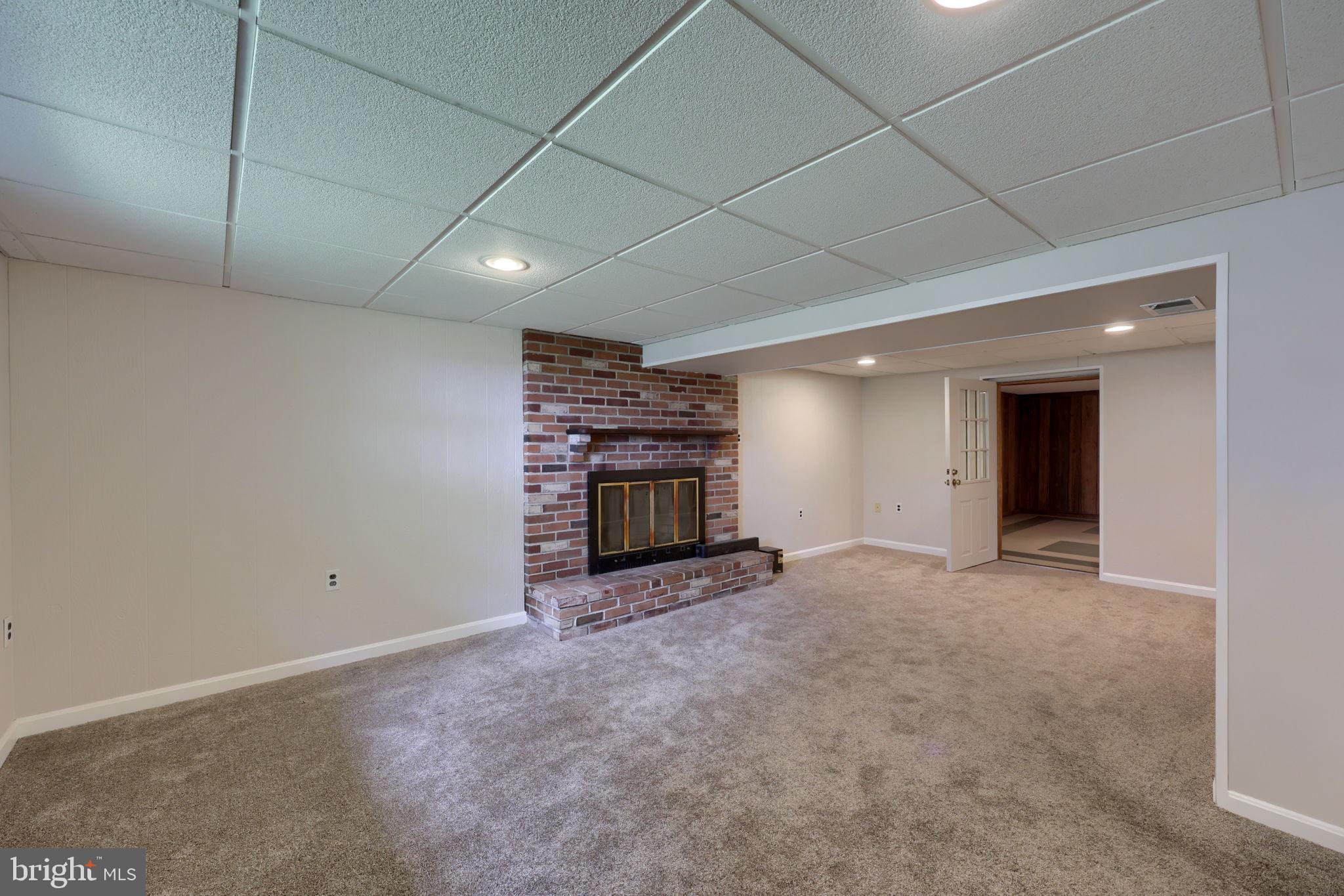 HARRISBURG PIKE - Residential