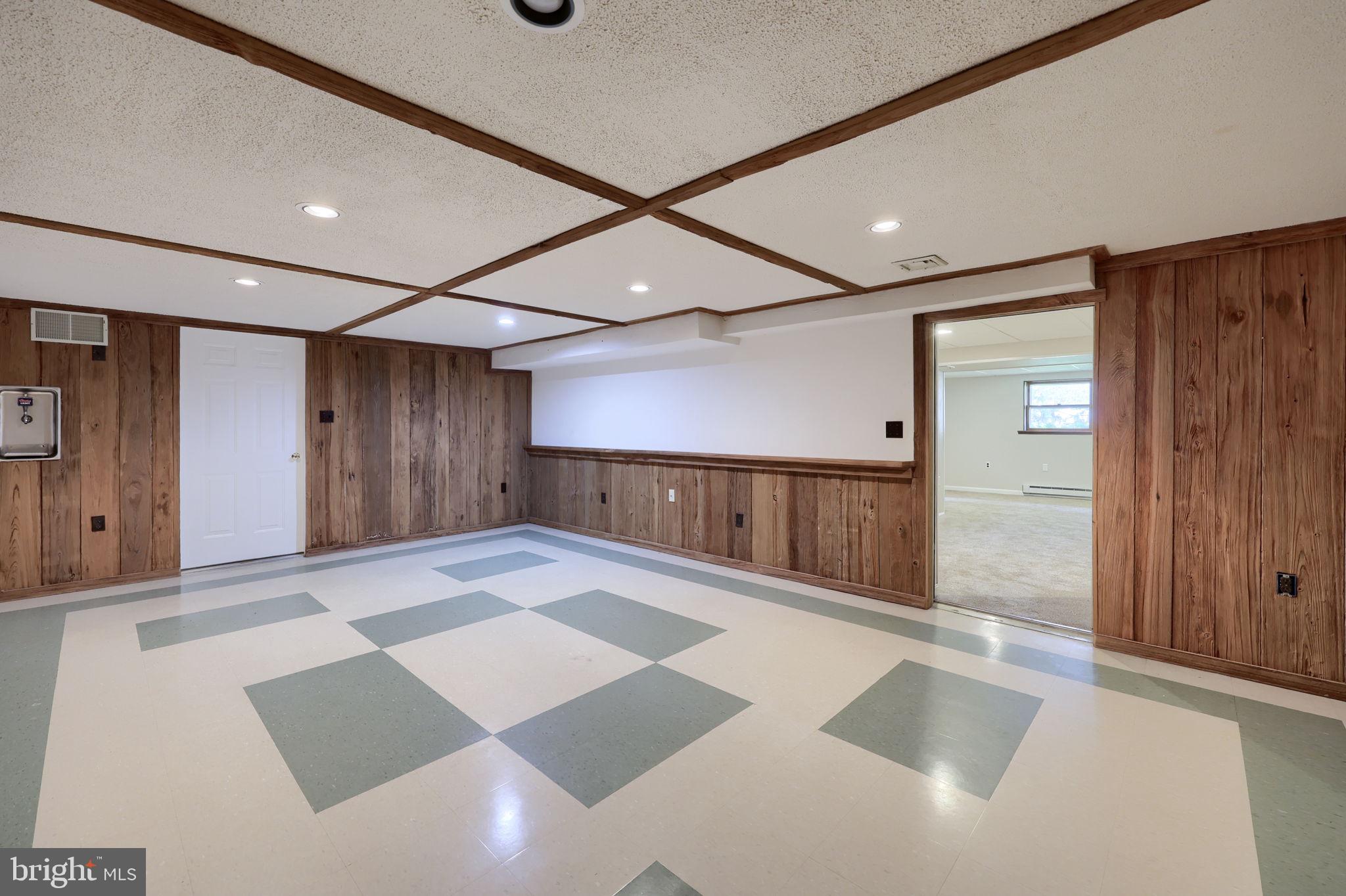 HARRISBURG PIKE - Residential