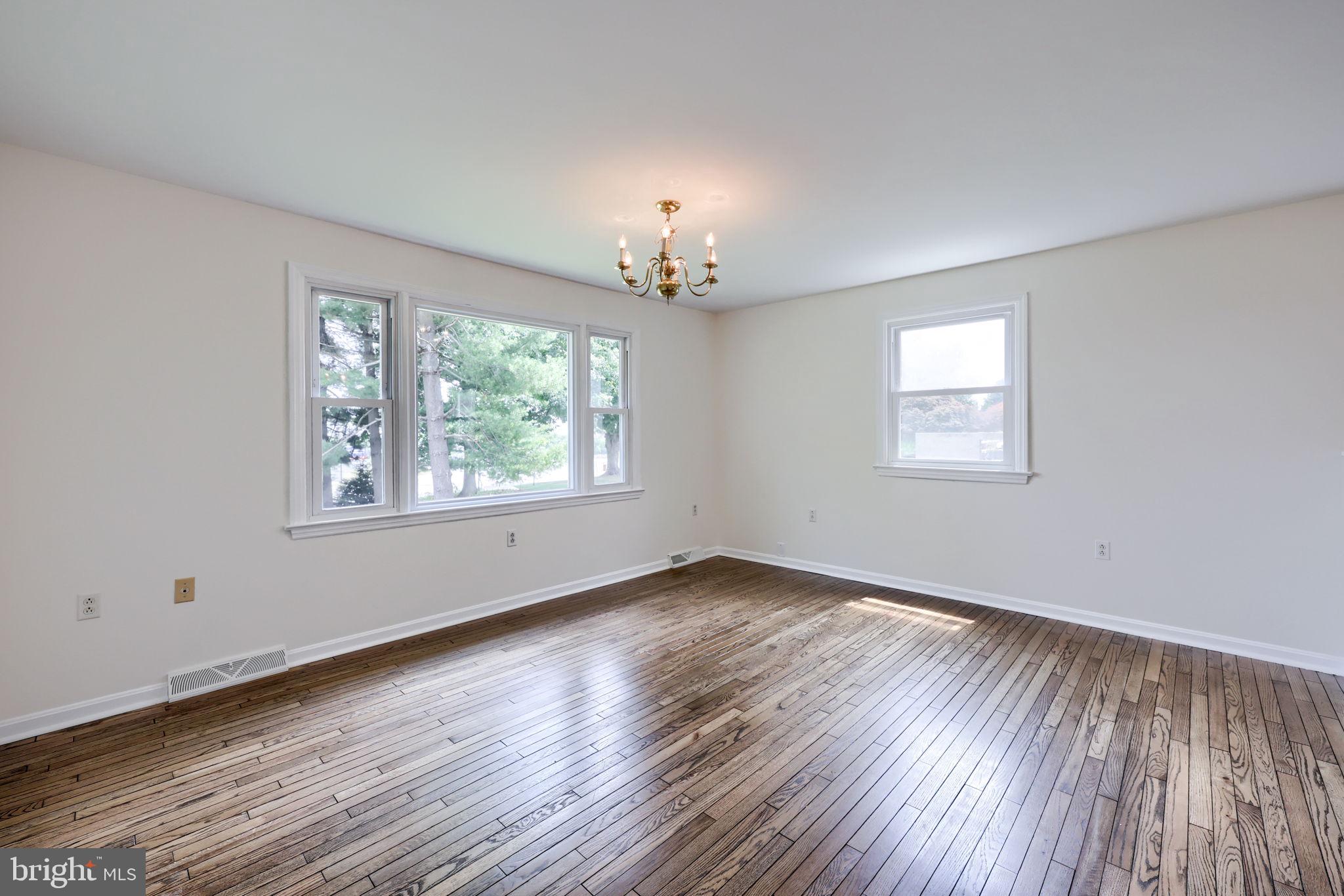 HARRISBURG PIKE - Residential