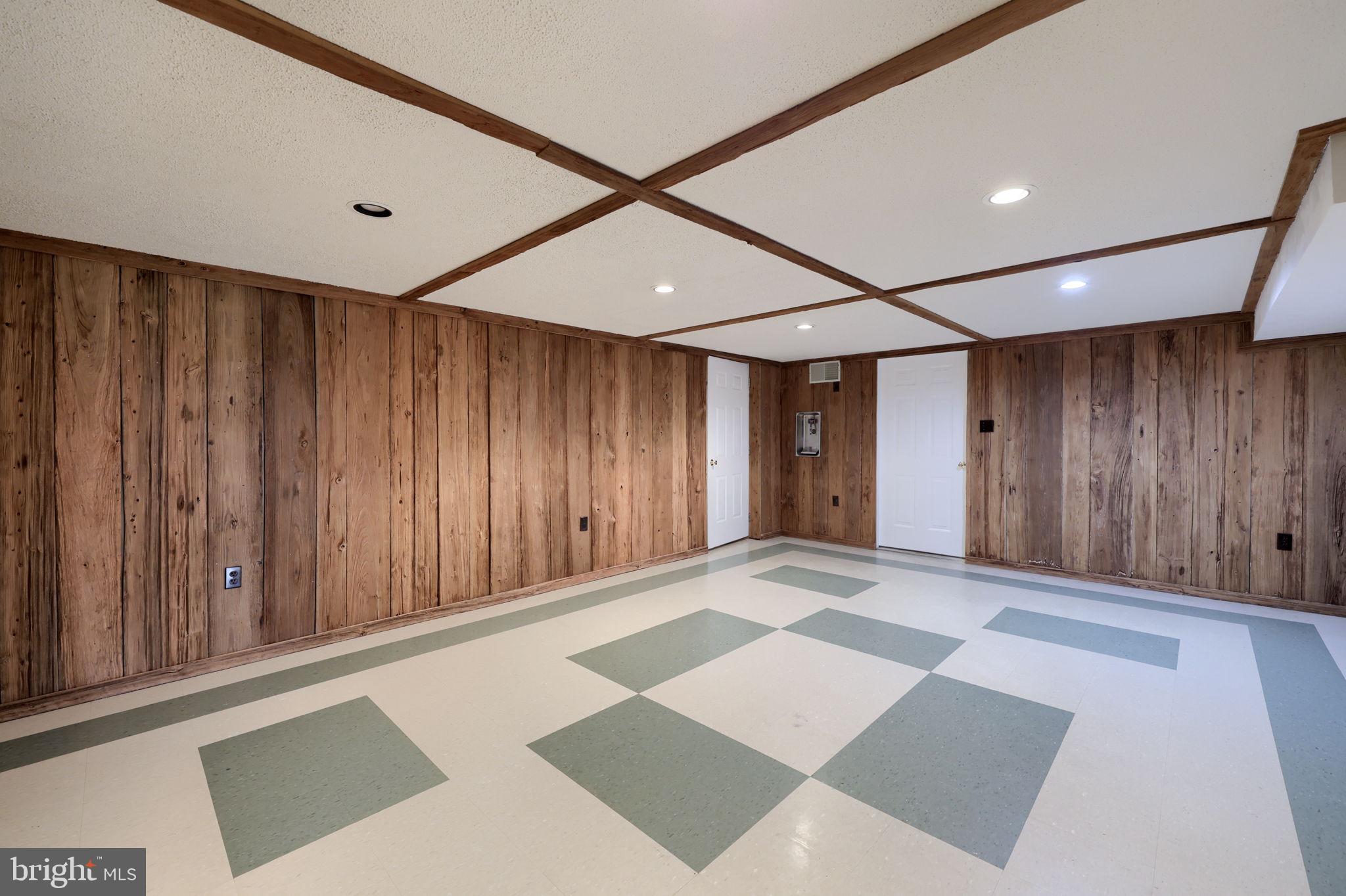 HARRISBURG PIKE - Residential