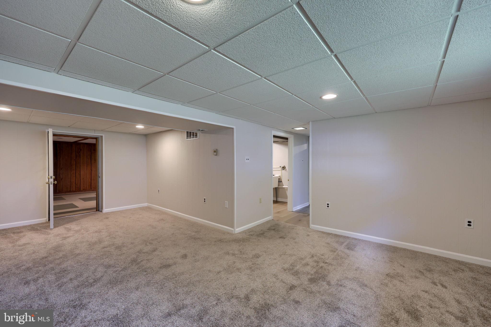 HARRISBURG PIKE - Residential