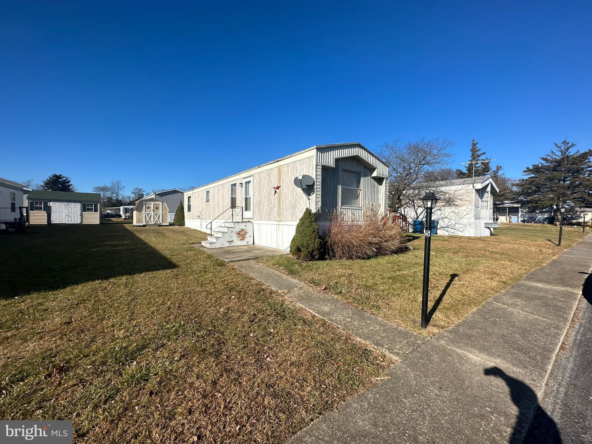 Brand new to the market! This 2 bed, 1 bath, spacious mobile home is looking for a new owner! Don't miss out on the perfect opportunity to make this house a home for the family. Located in the Harmony Estates Manufactured Community in beautiful Carlisle, PA. Schedule your showing today. Ask agent about possible renovations.