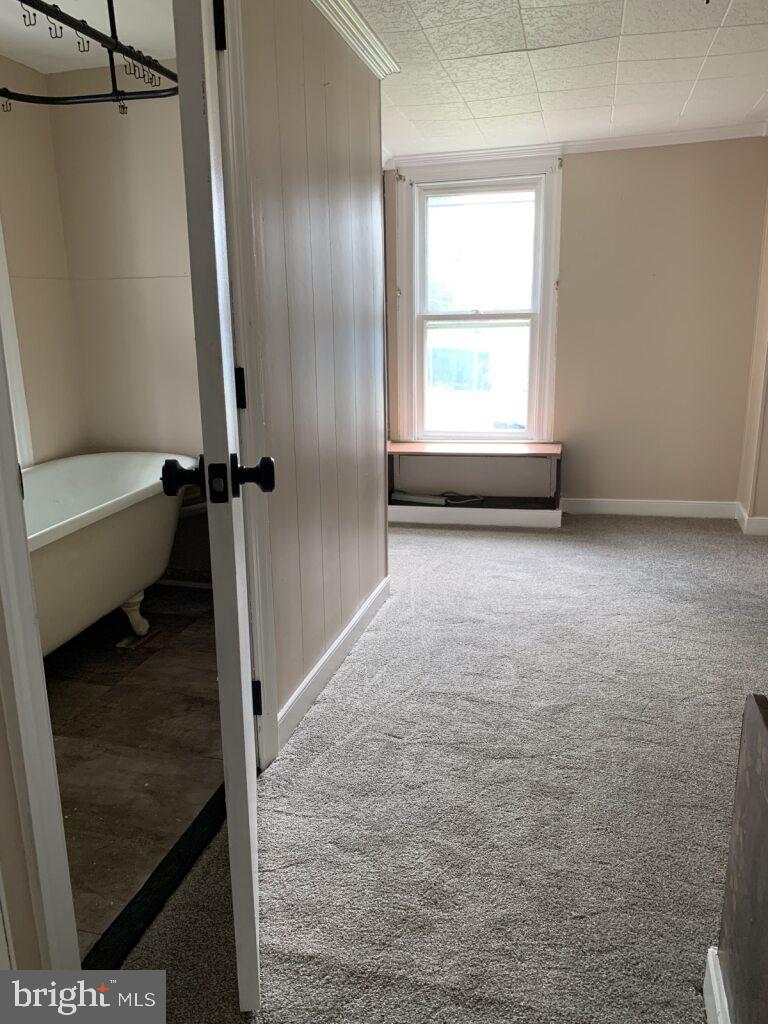 HAGERSTOWN - Residential