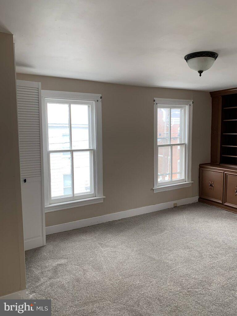 HAGERSTOWN - Residential