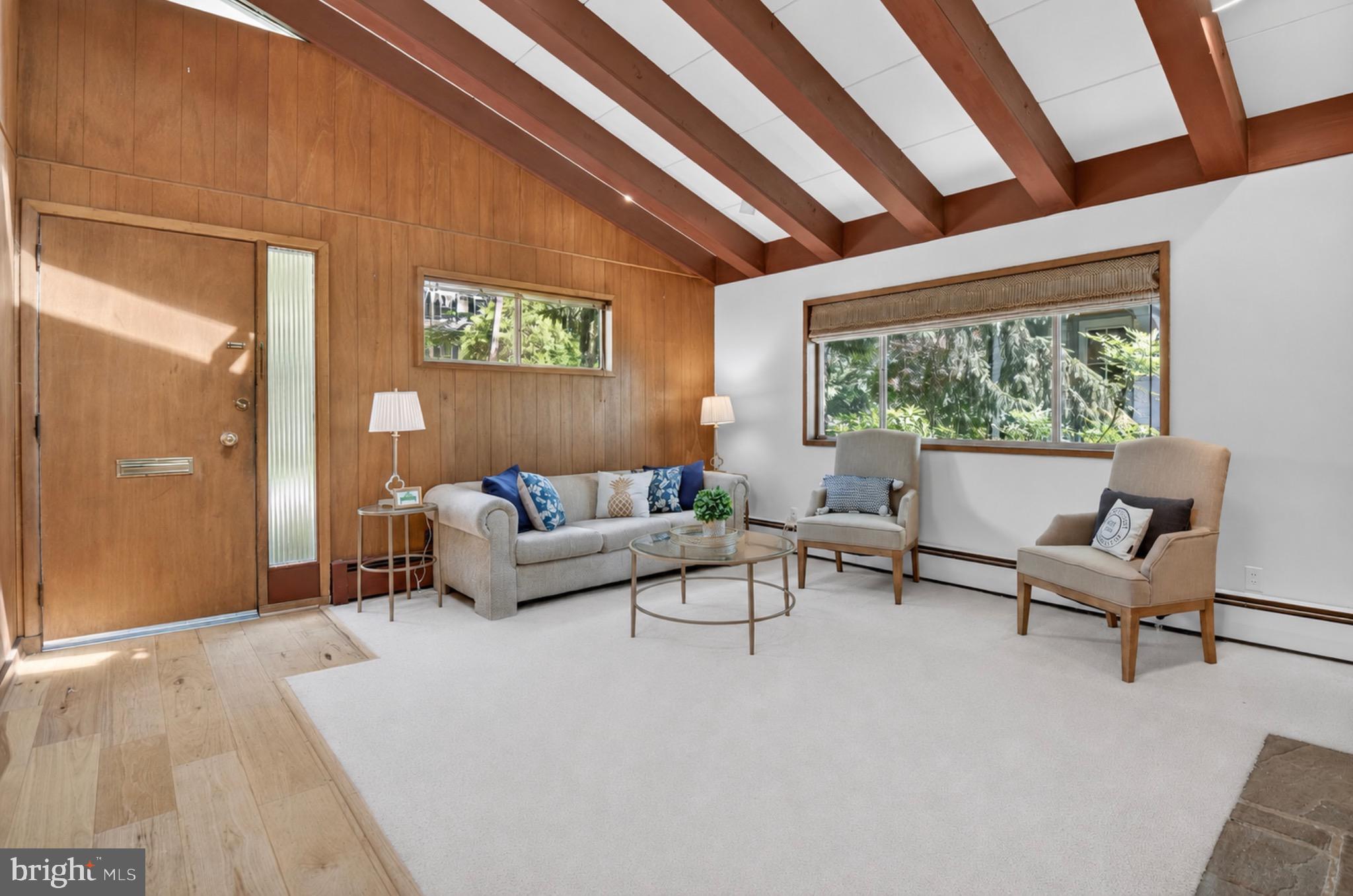 KENSINGTON PARK - Residential