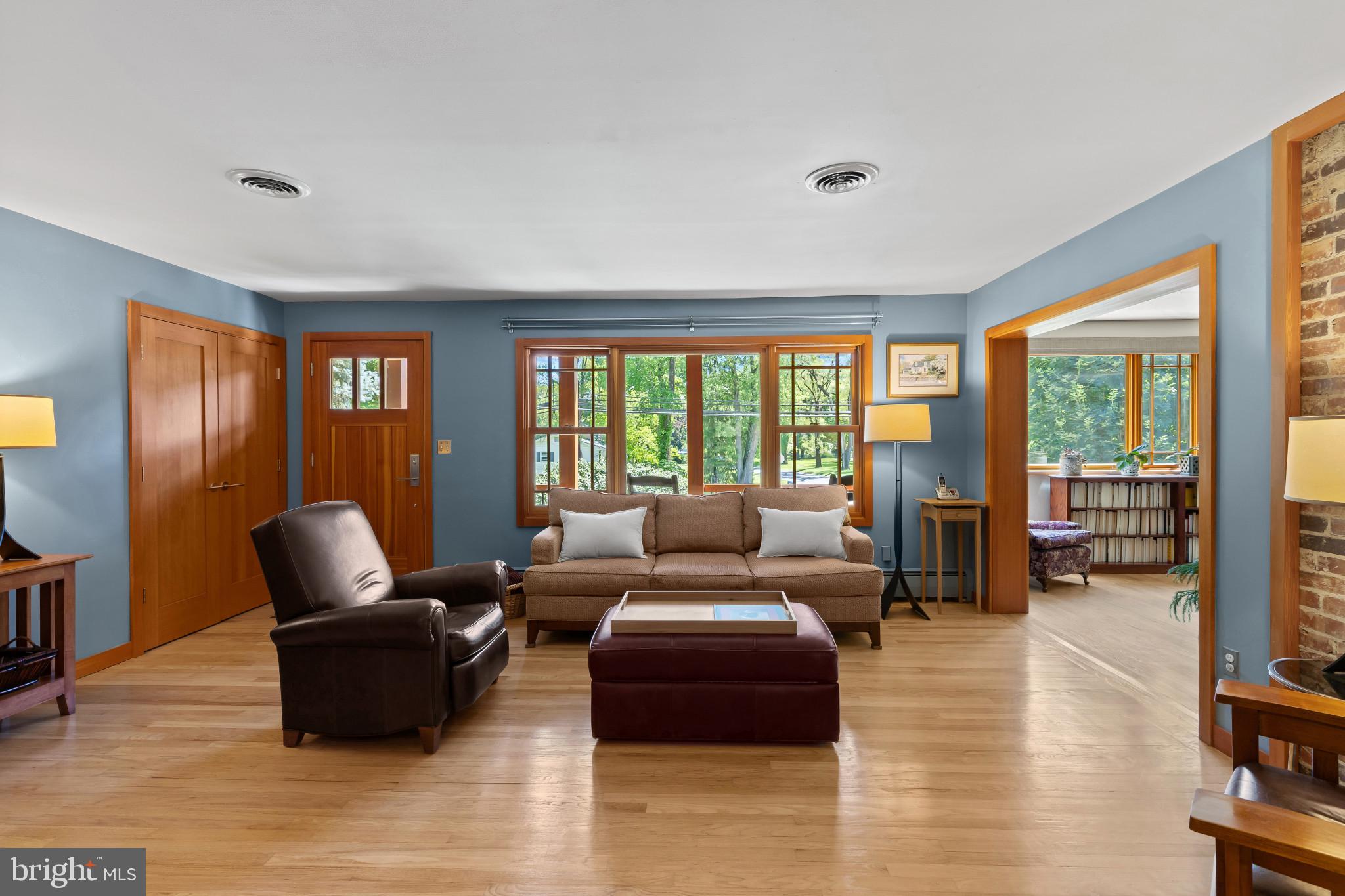 OAK LEA - Residential