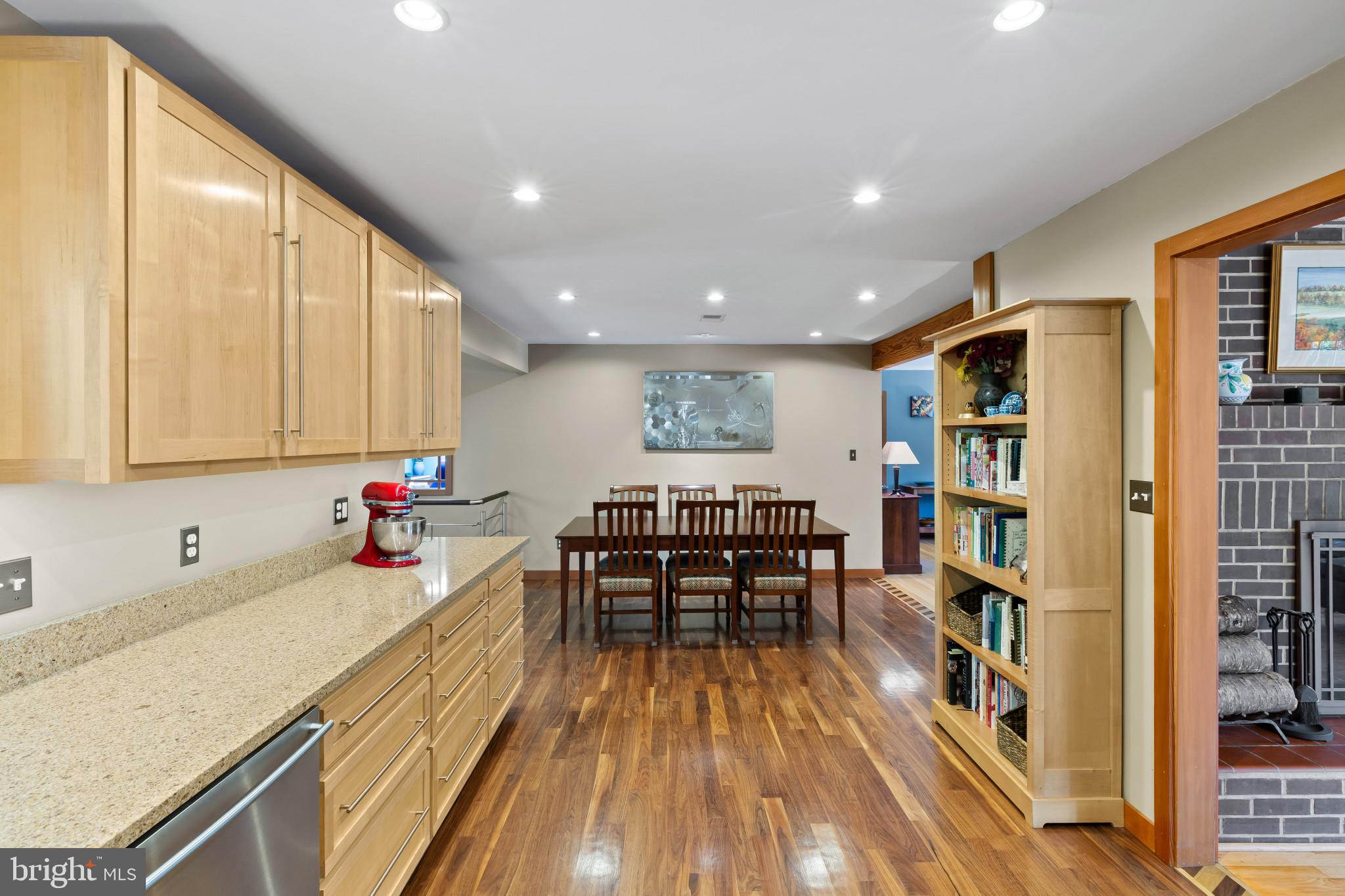 OAK LEA - Residential